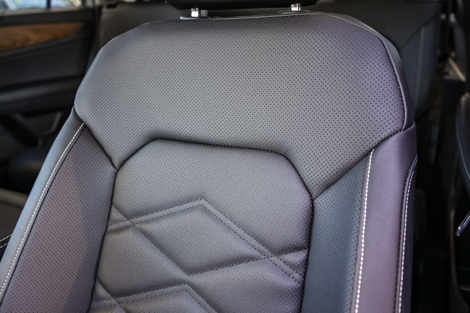 Thumbnail: 2026 Volkswagen Atlas - 24