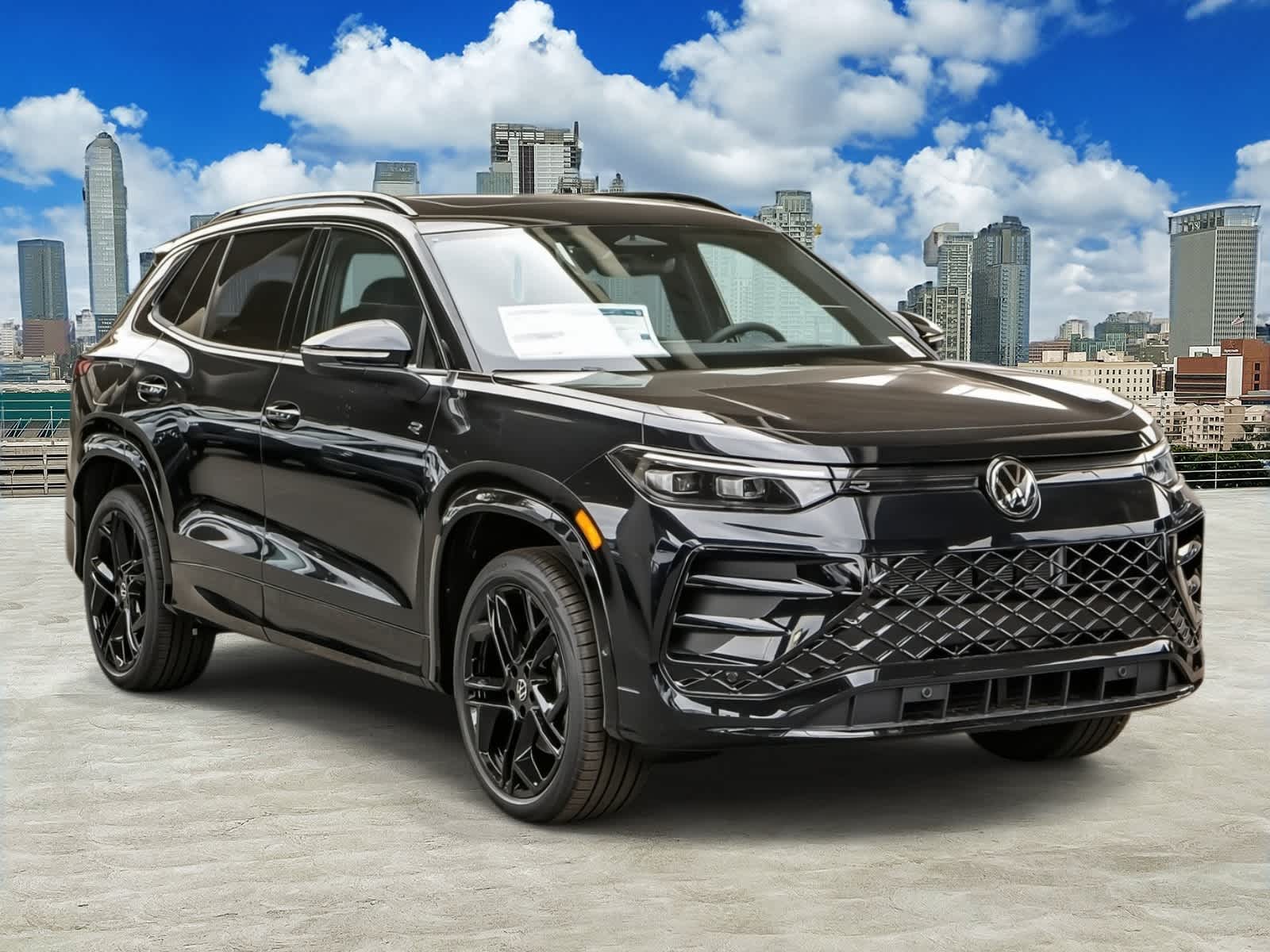 Thumbnail: 2026 Volkswagen Tiguan - 3