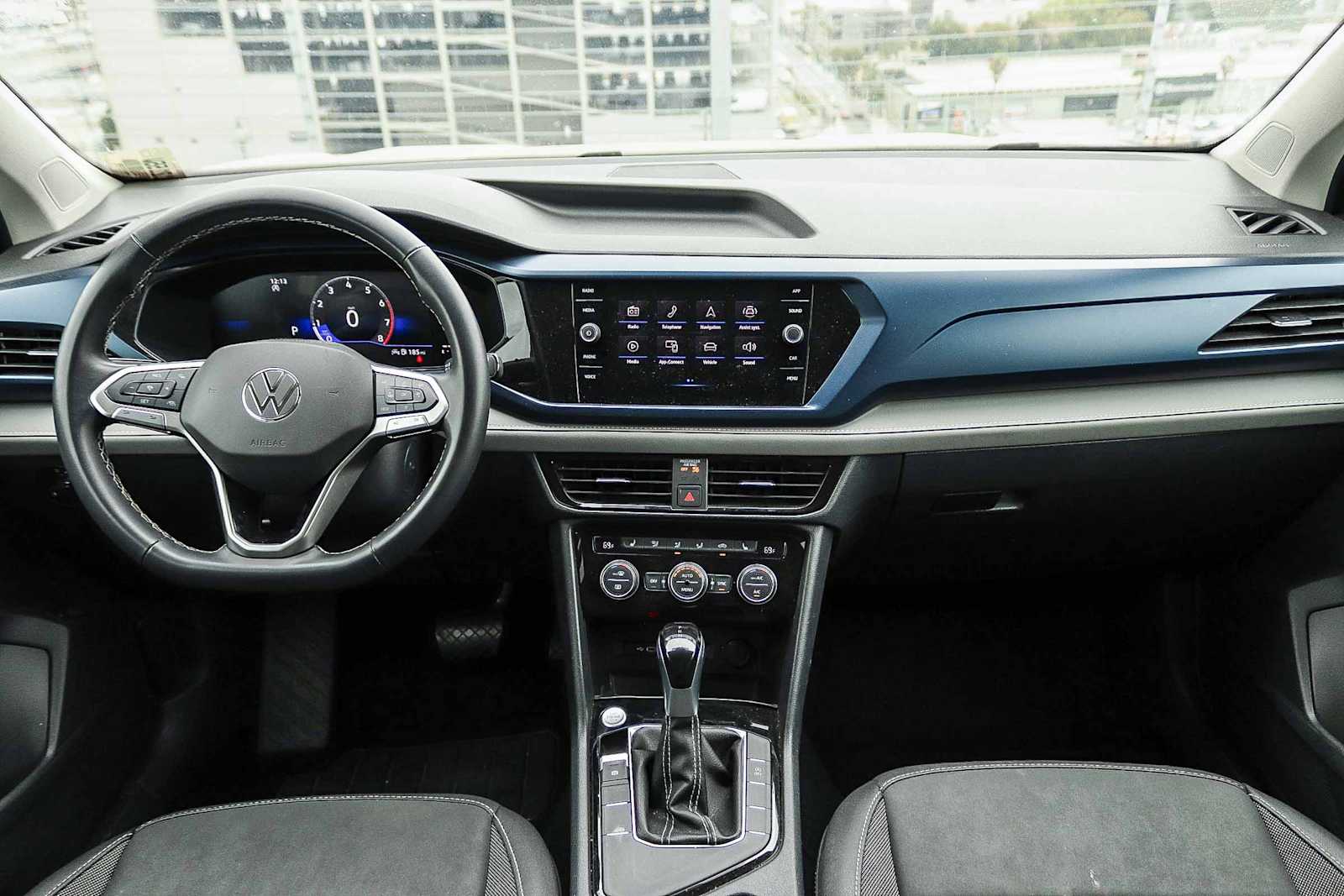 Thumbnail: 2024 Volkswagen Taos - 11