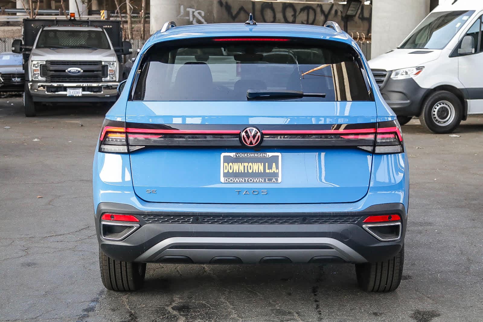 Thumbnail: 2025 Volkswagen Taos - 6