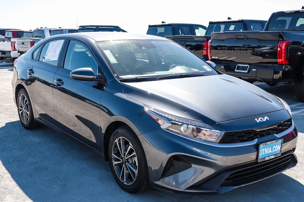 Used 2023 Kia Forte LXS Sedan