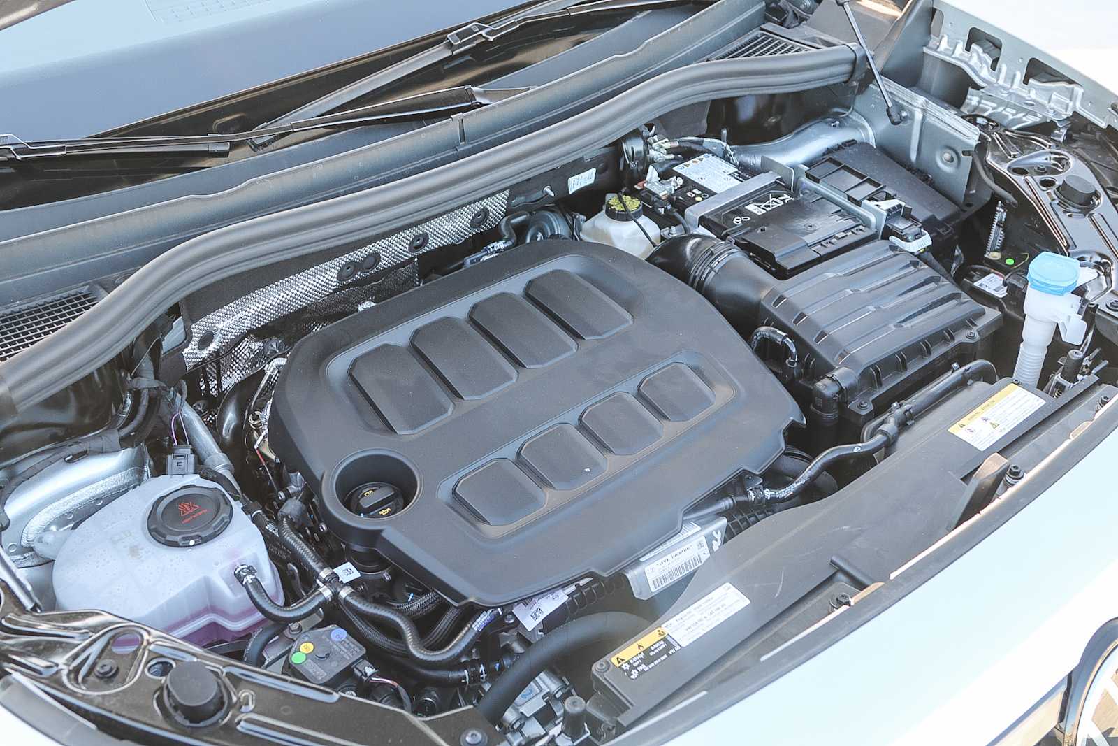 Thumbnail: 2025 Volkswagen Tiguan - 13