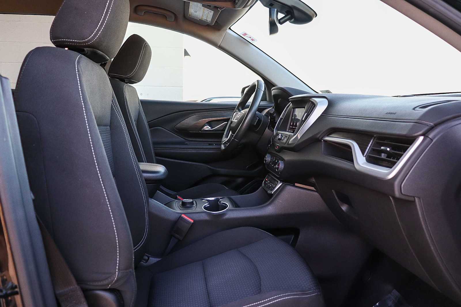 Thumbnail: 2024 GMC Terrain - 17