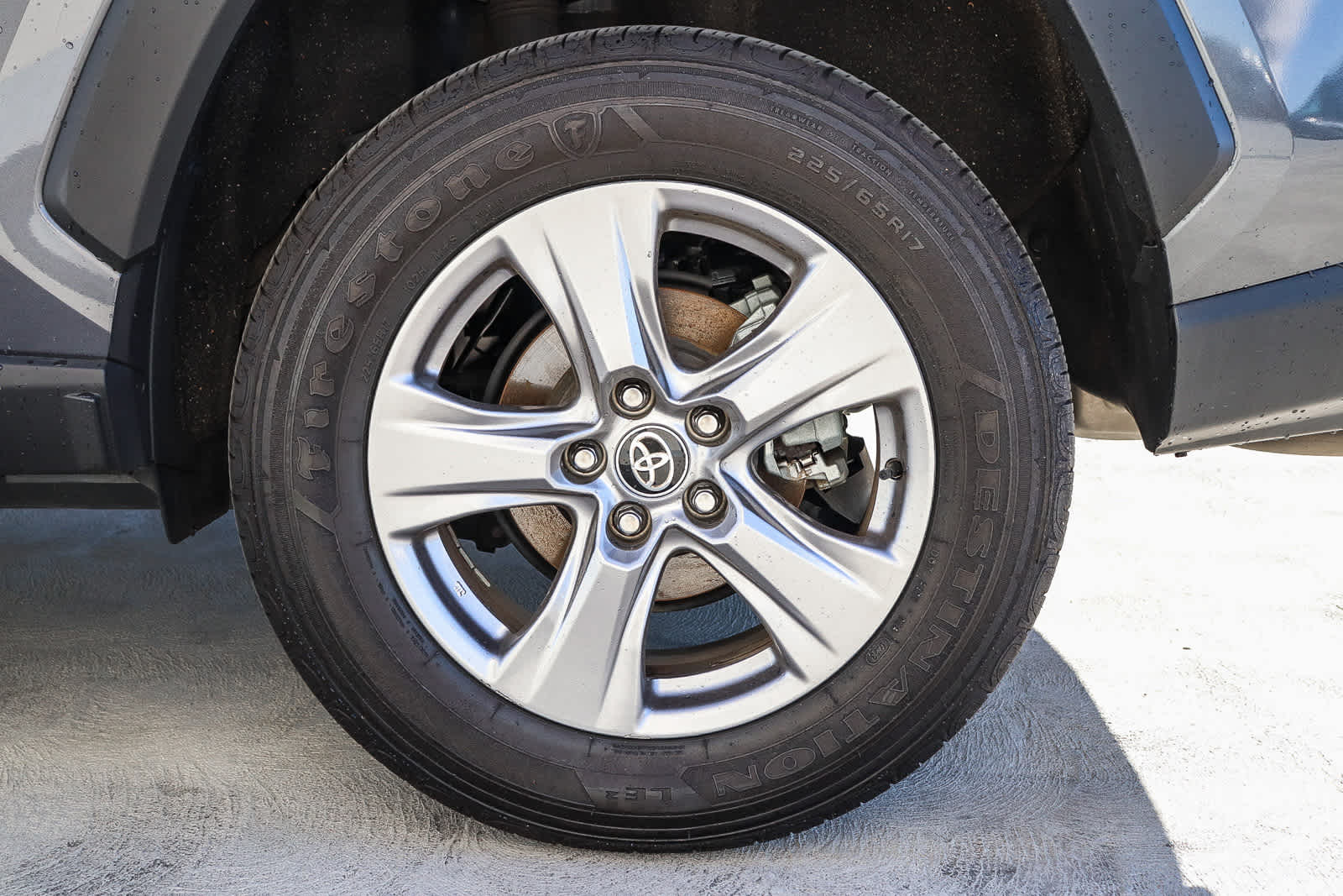 Thumbnail: 2022 Toyota RAV4 - 10