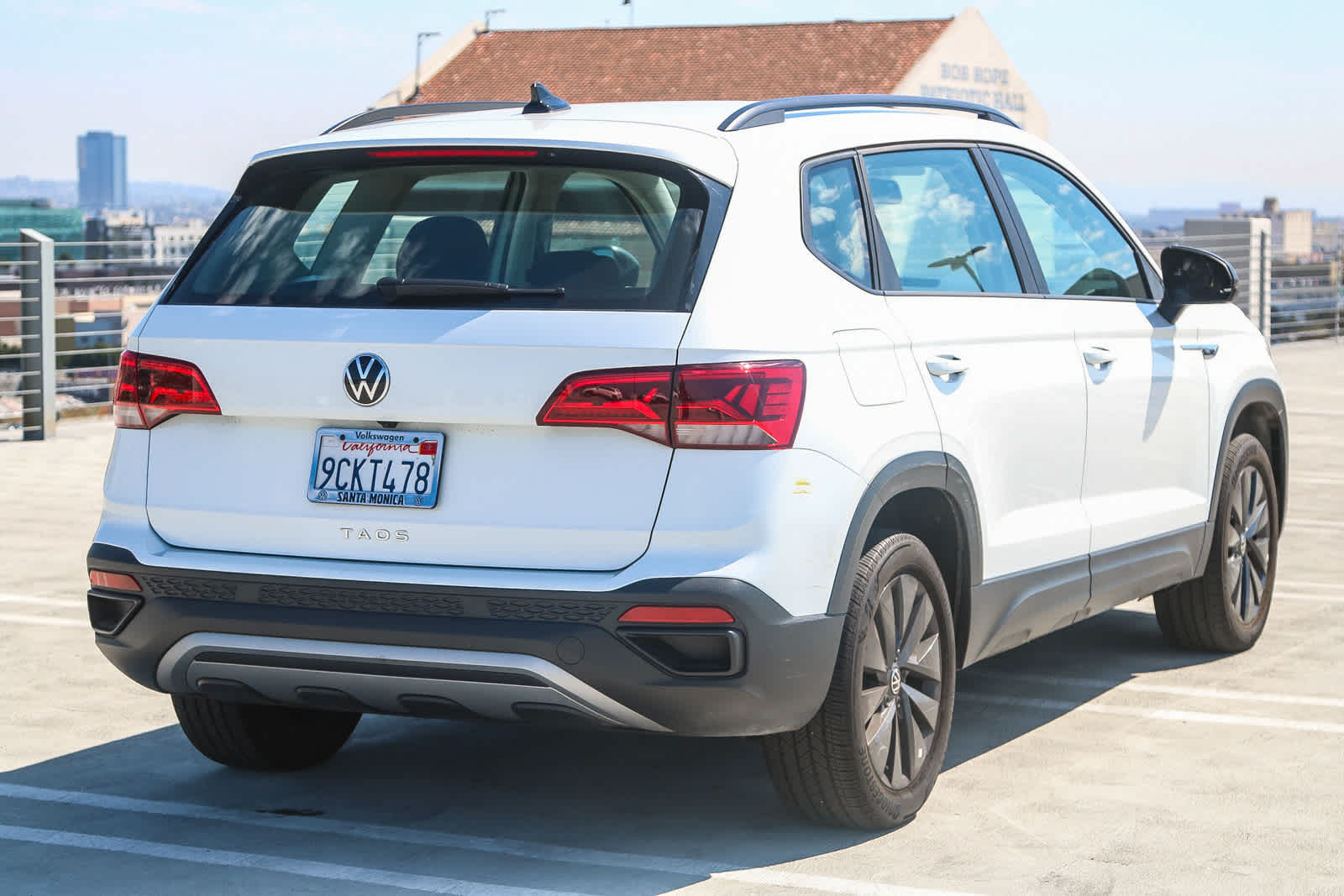 Thumbnail: 2022 Volkswagen Taos - 7