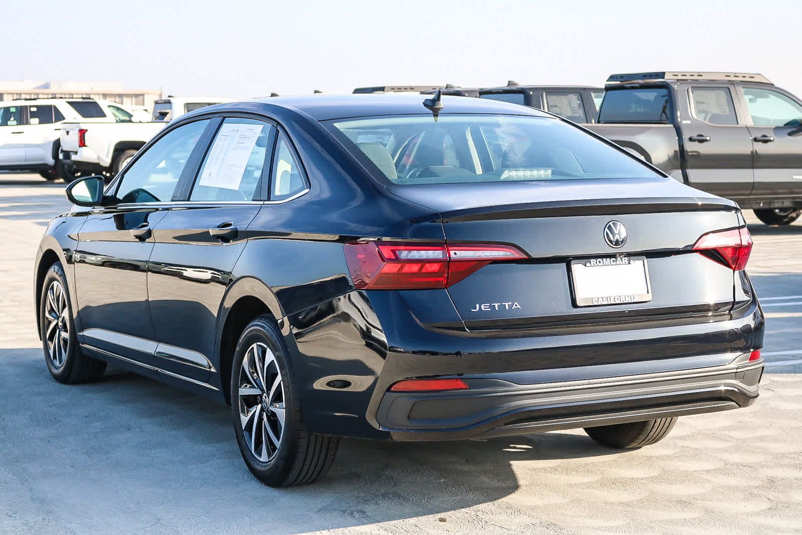 Thumbnail: 2024 Volkswagen Jetta - 8