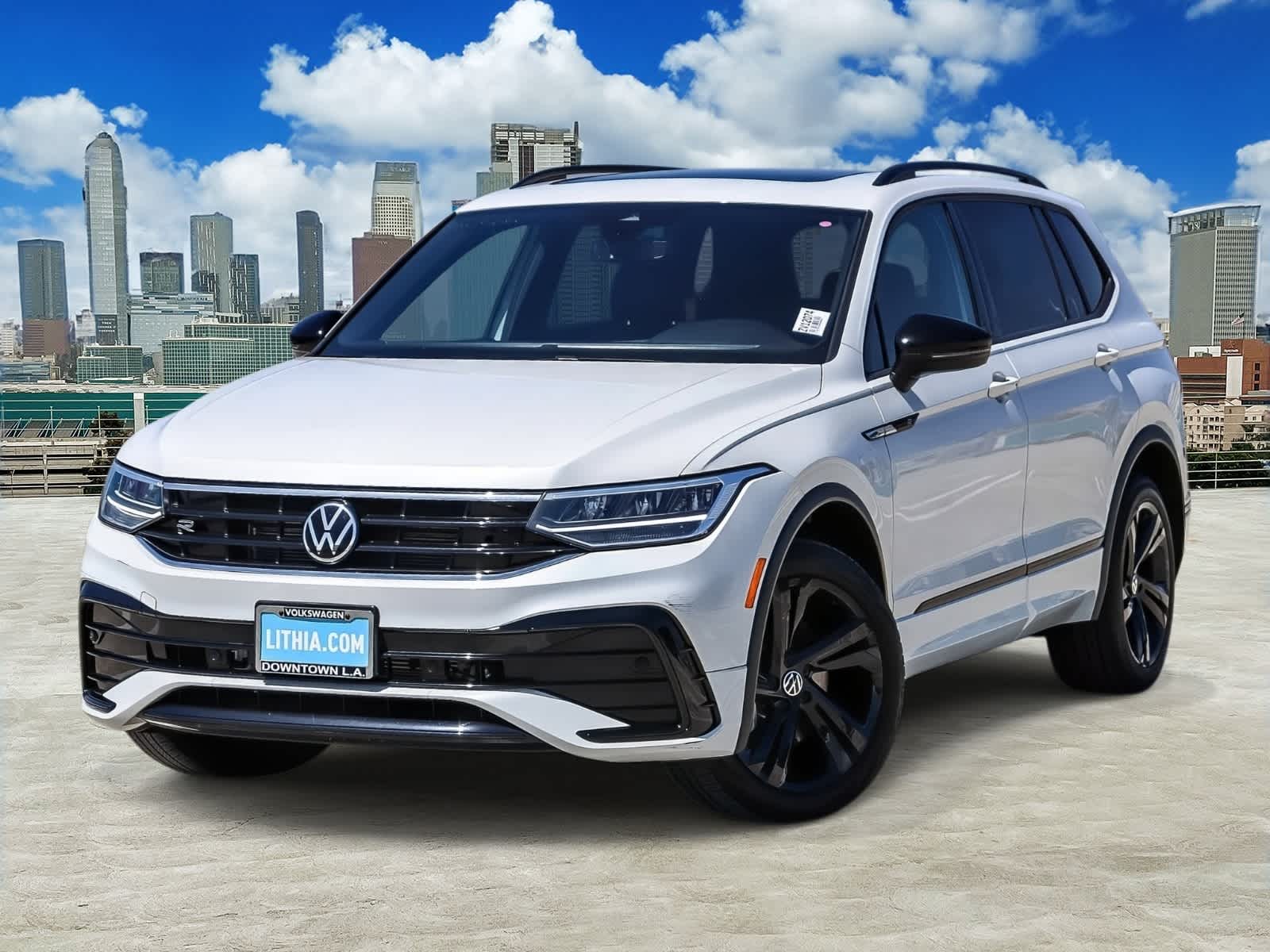 2023 Volkswagen Tiguan SE R-LINE BLACK