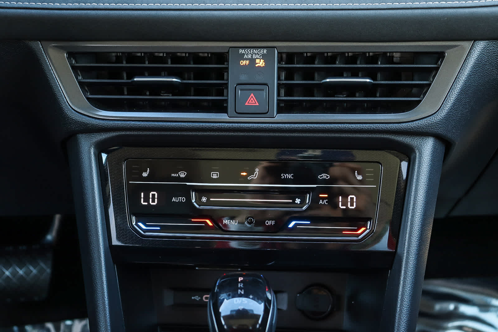 Thumbnail: 2026 Volkswagen Taos - 16