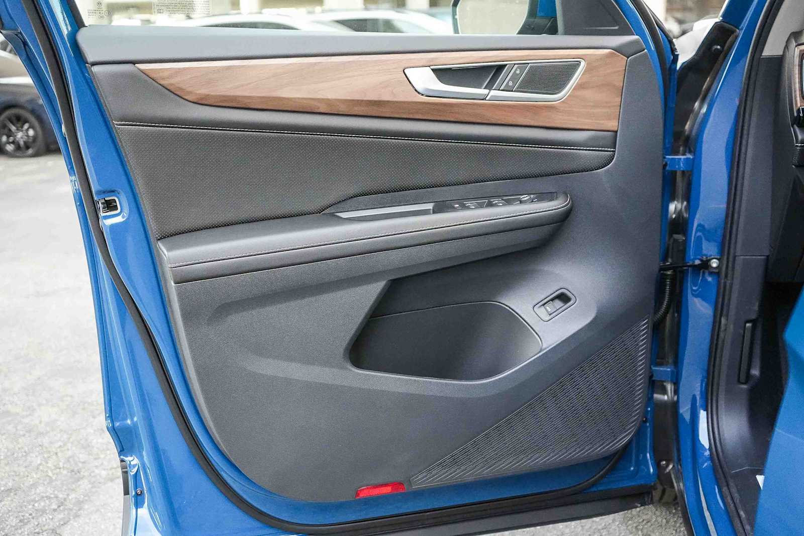 Thumbnail: 2026 Volkswagen Atlas - 24