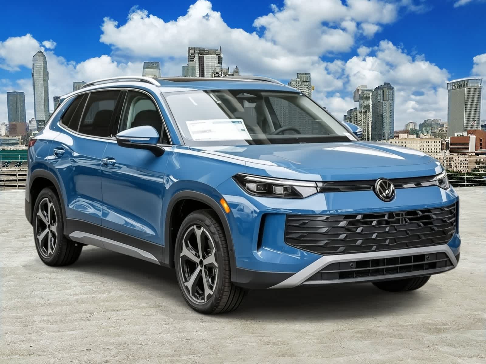 Thumbnail: 2026 Volkswagen Tiguan - 3