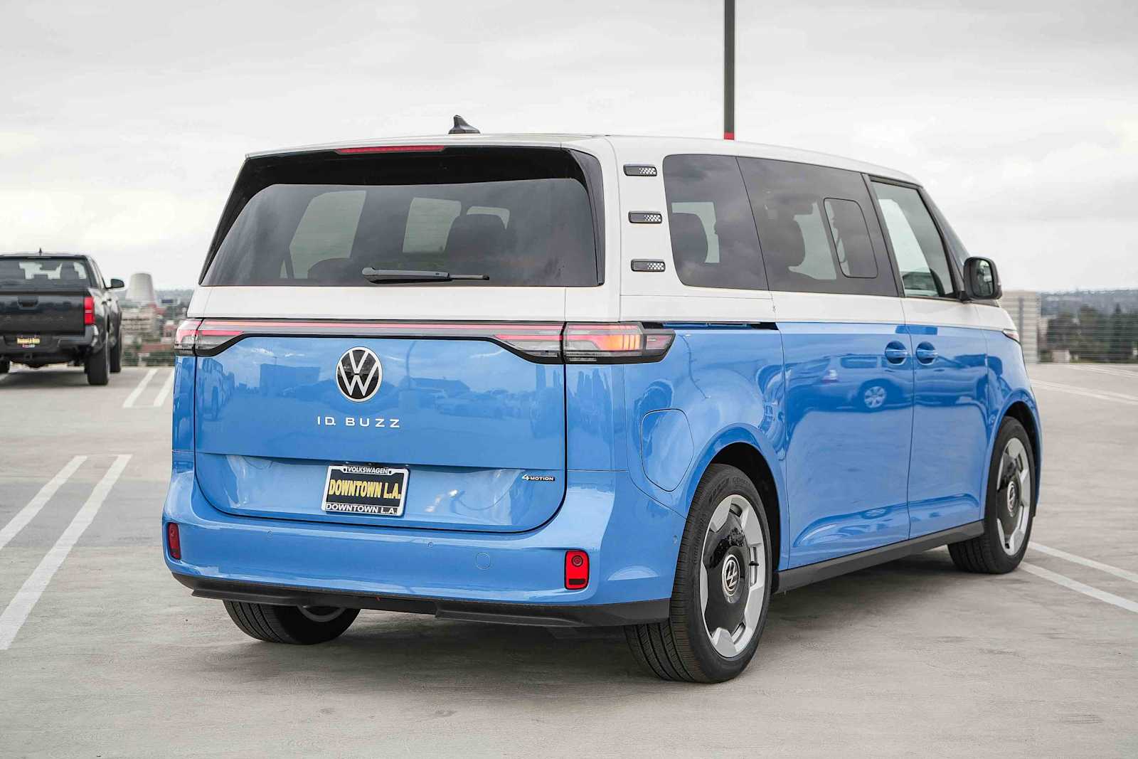 Thumbnail: 2025 Volkswagen ID.Buzz - 6
