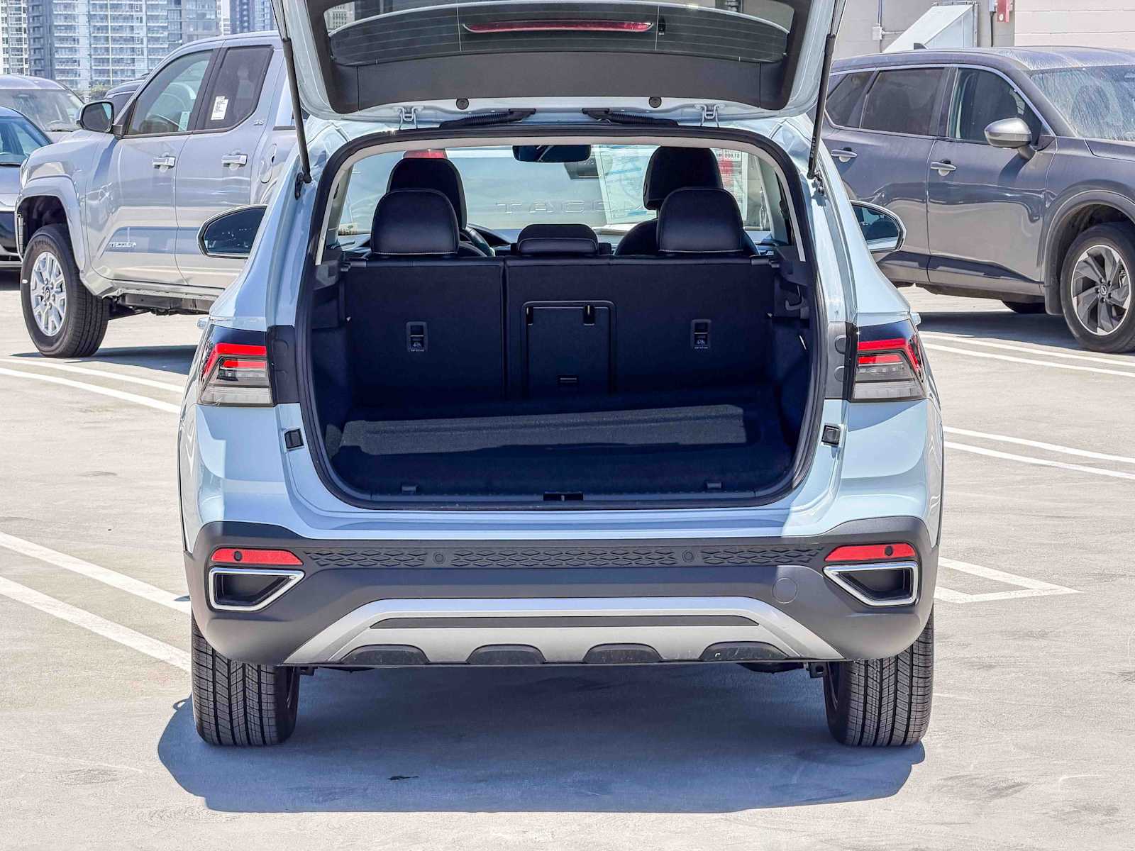 Thumbnail: 2026 Volkswagen Taos - 12