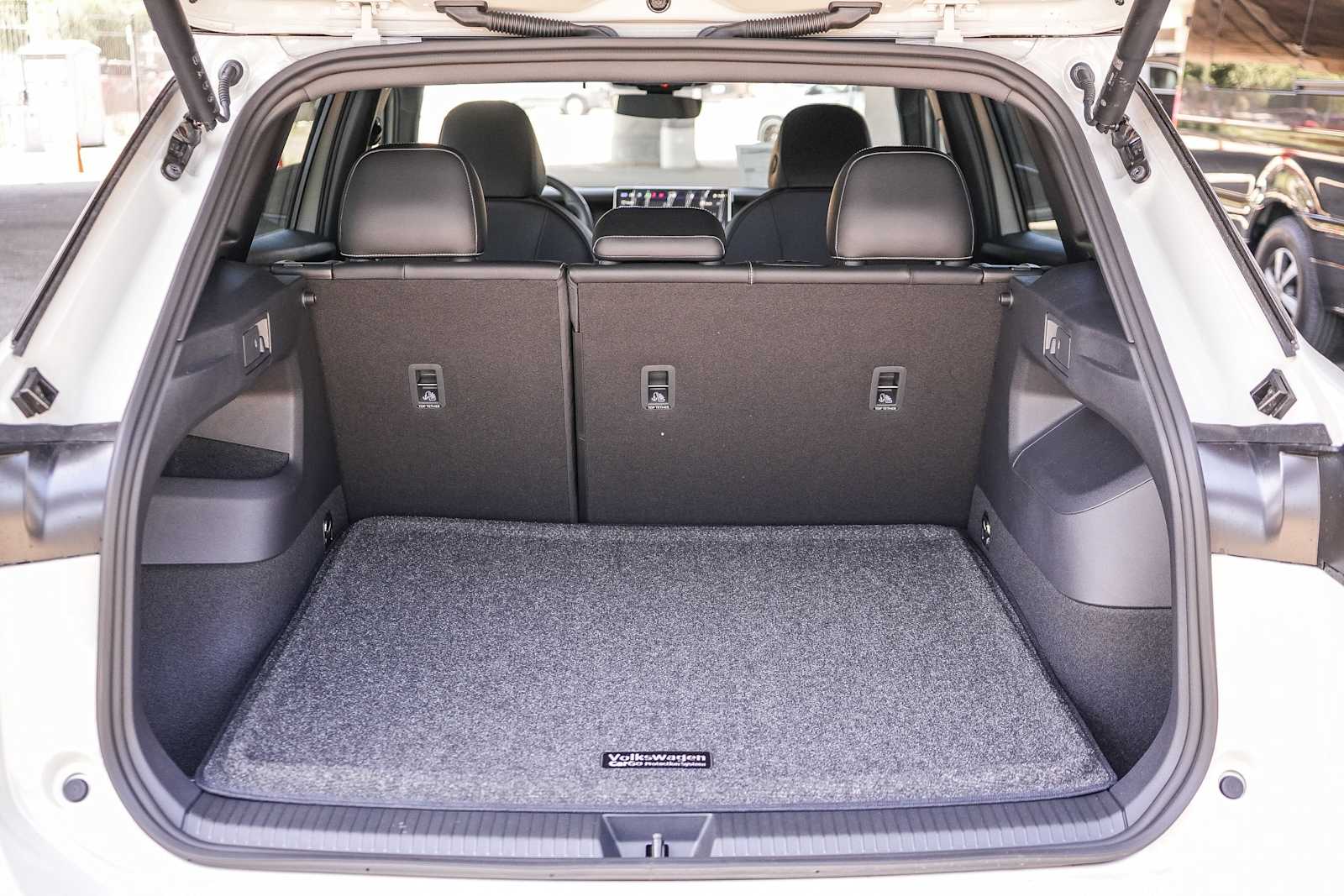 Thumbnail: 2026 Volkswagen Tiguan - 12