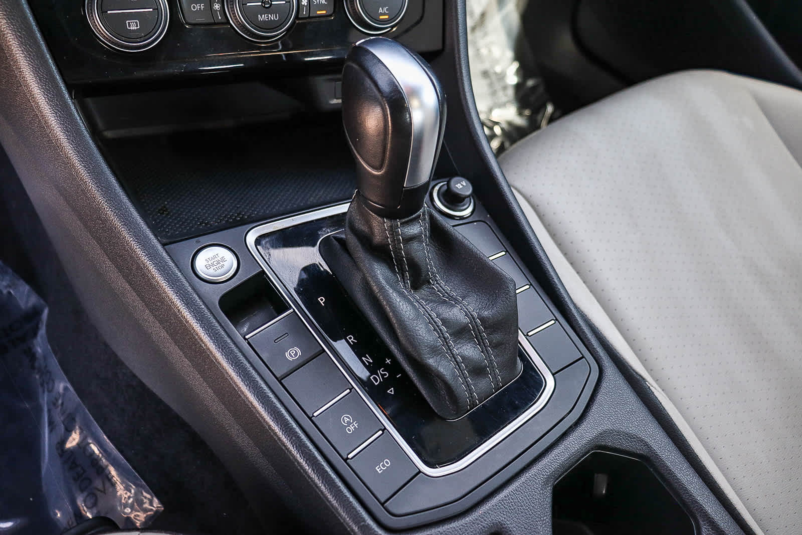 Thumbnail: 2020 Volkswagen Jetta - 20