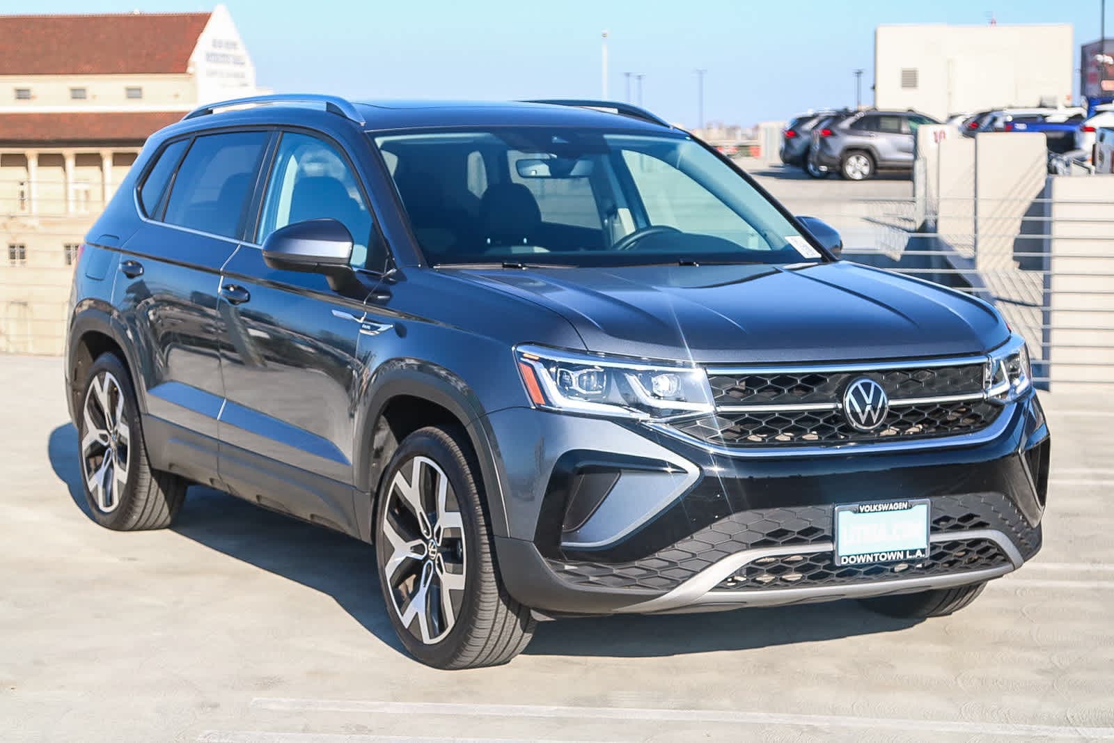 Thumbnail: 2022 Volkswagen Taos - 3