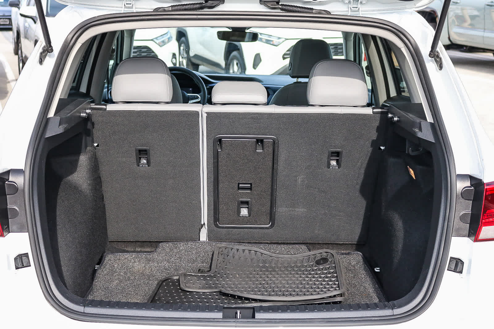 Thumbnail: 2023 Volkswagen Taos - 27