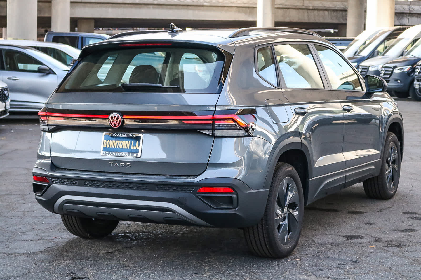 Thumbnail: 2025 Volkswagen Taos - 6