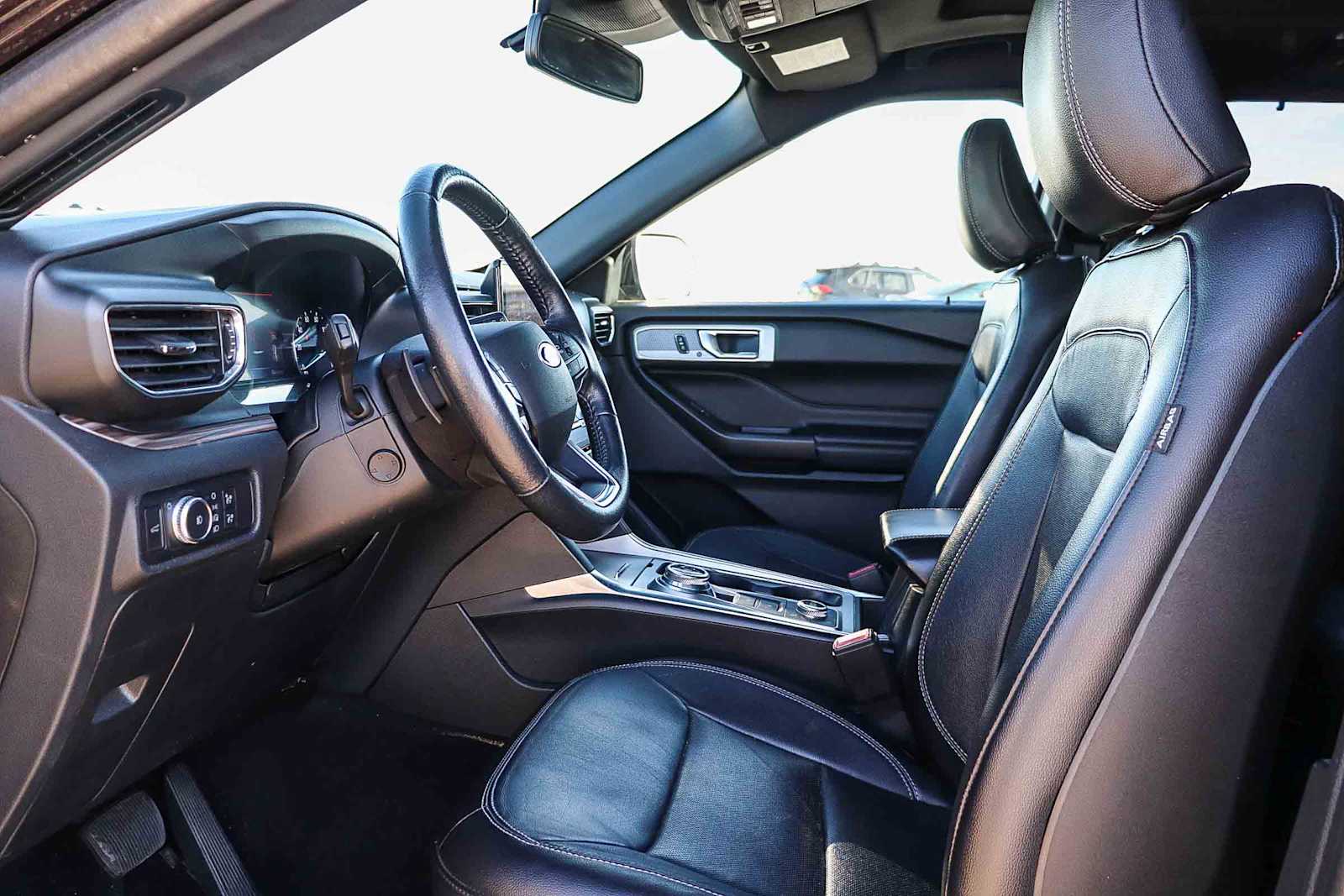 Thumbnail: 2020 Ford Explorer - 18