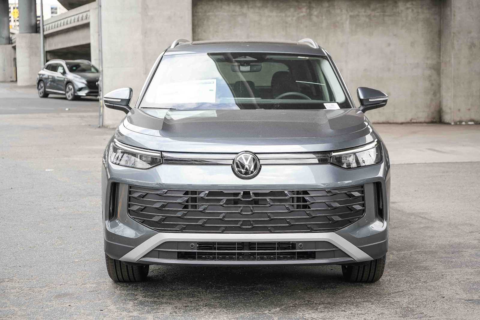 Thumbnail: 2026 Volkswagen Tiguan - 2