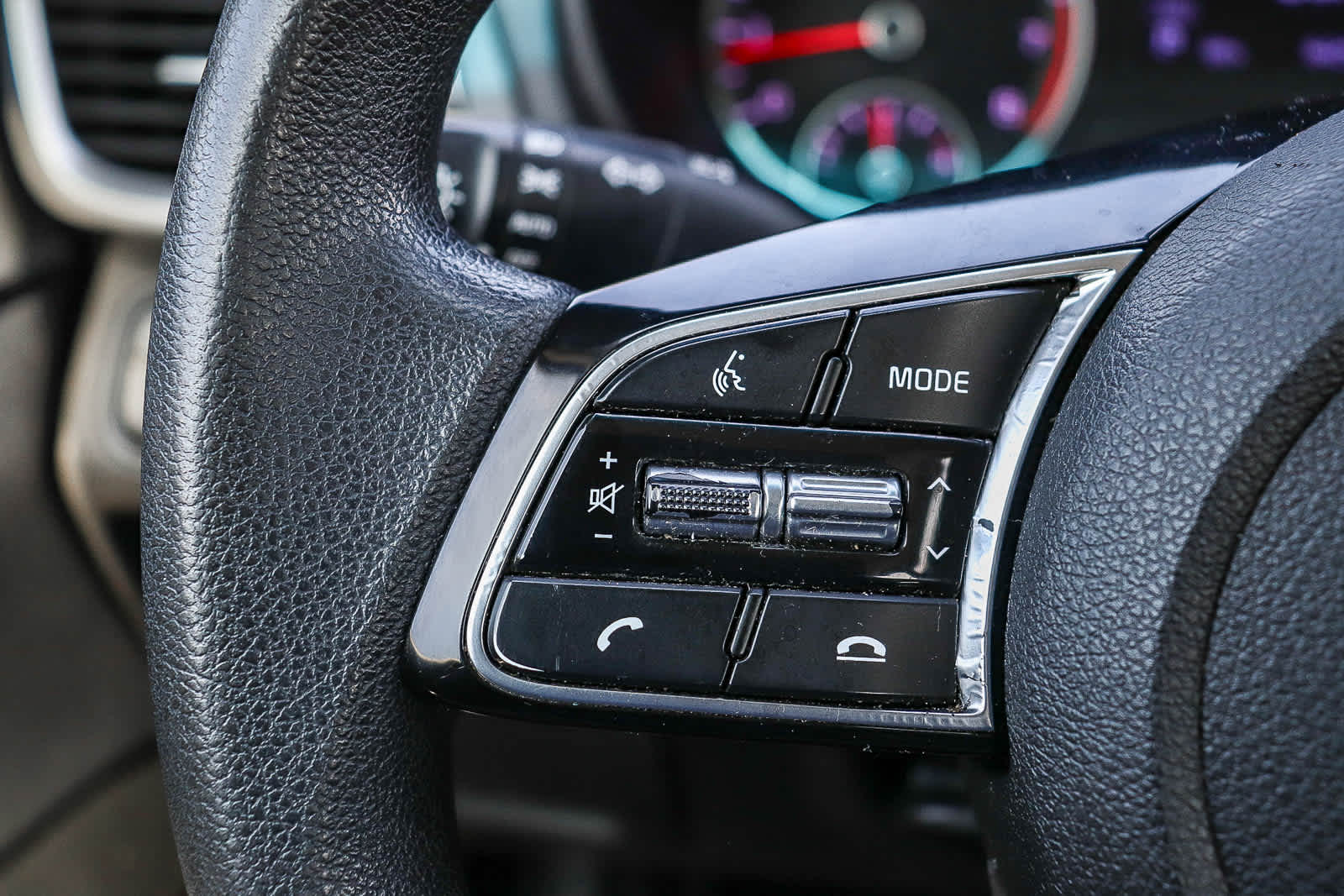 Thumbnail: 2019 Kia Optima - 23