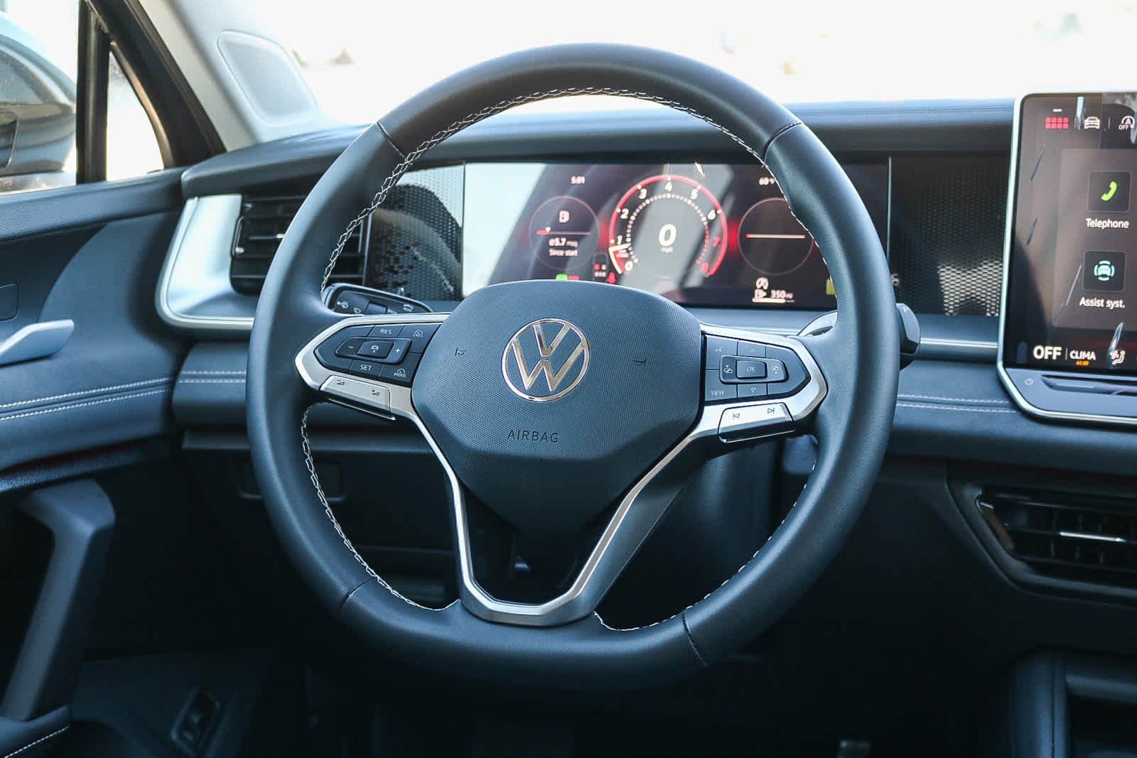 Thumbnail: 2026 Volkswagen Tiguan - 17