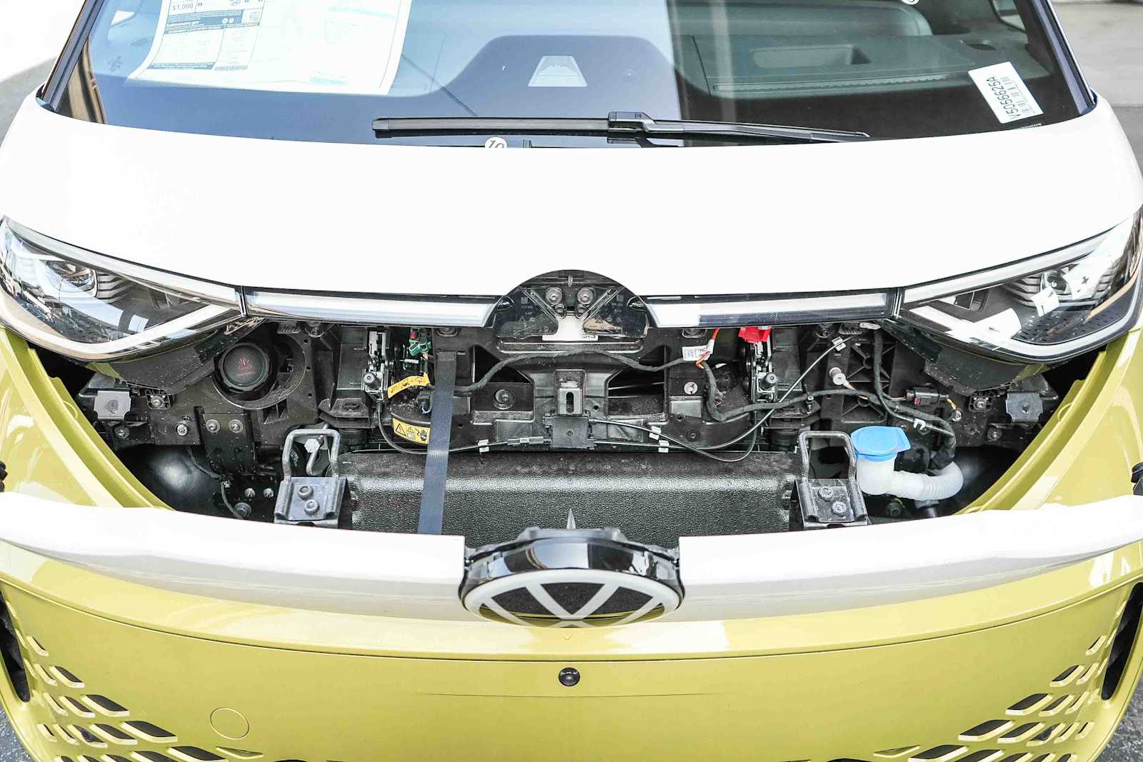 Thumbnail: 2025 Volkswagen ID.Buzz - 13