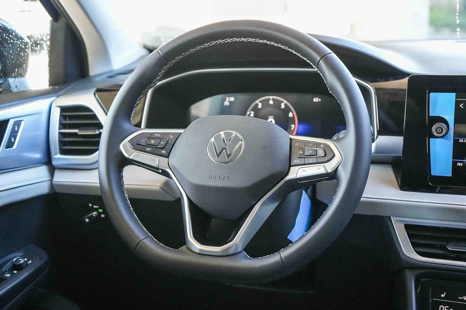 Thumbnail: 2026 Volkswagen Taos - 30