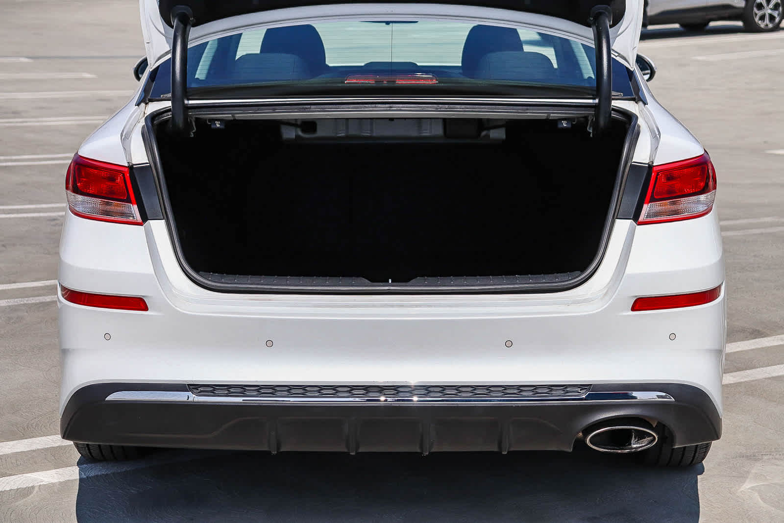 Thumbnail: 2019 Kia Optima - 28