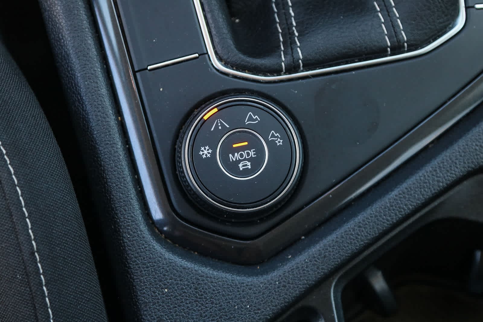 Thumbnail: 2024 Volkswagen Tiguan - 21