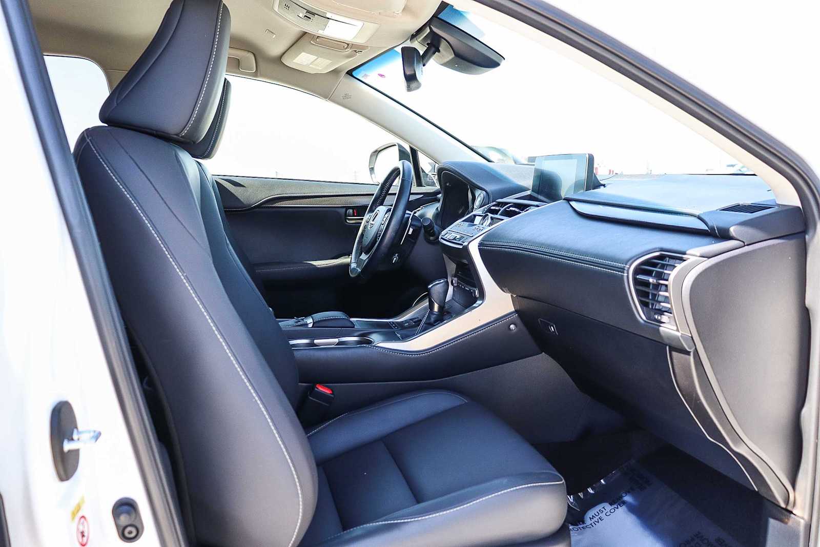 Thumbnail: 2018 Lexus NX - 17