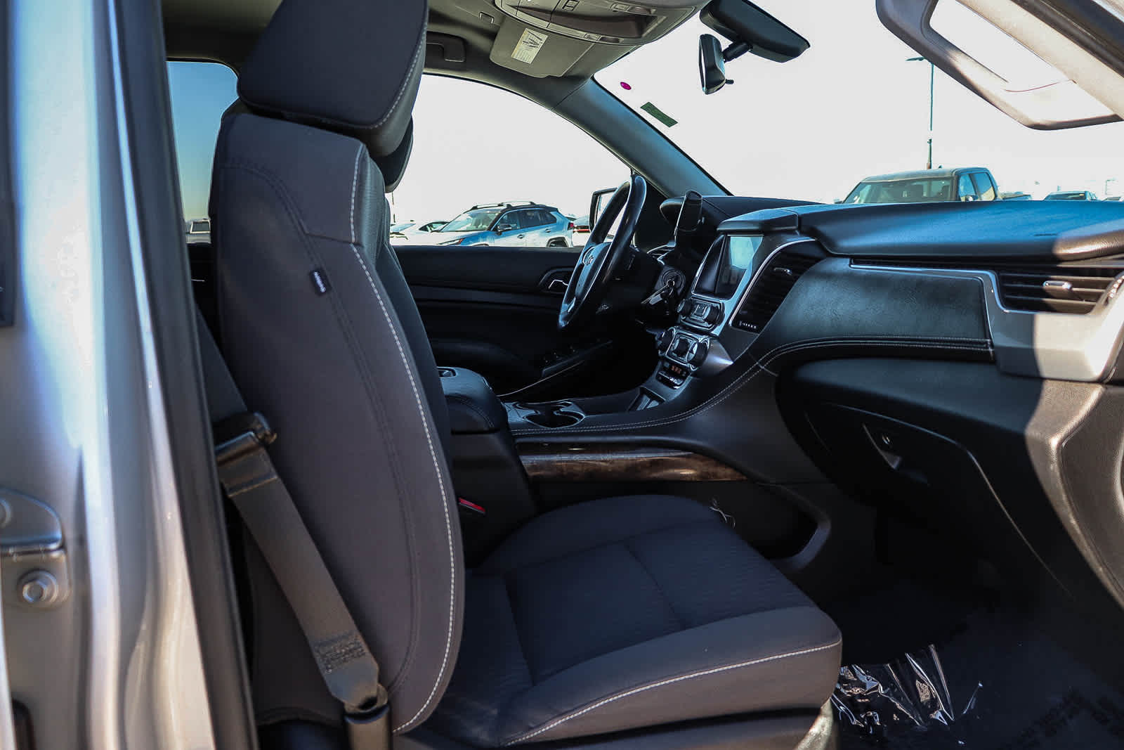 Thumbnail: 2020 Chevrolet Tahoe - 16