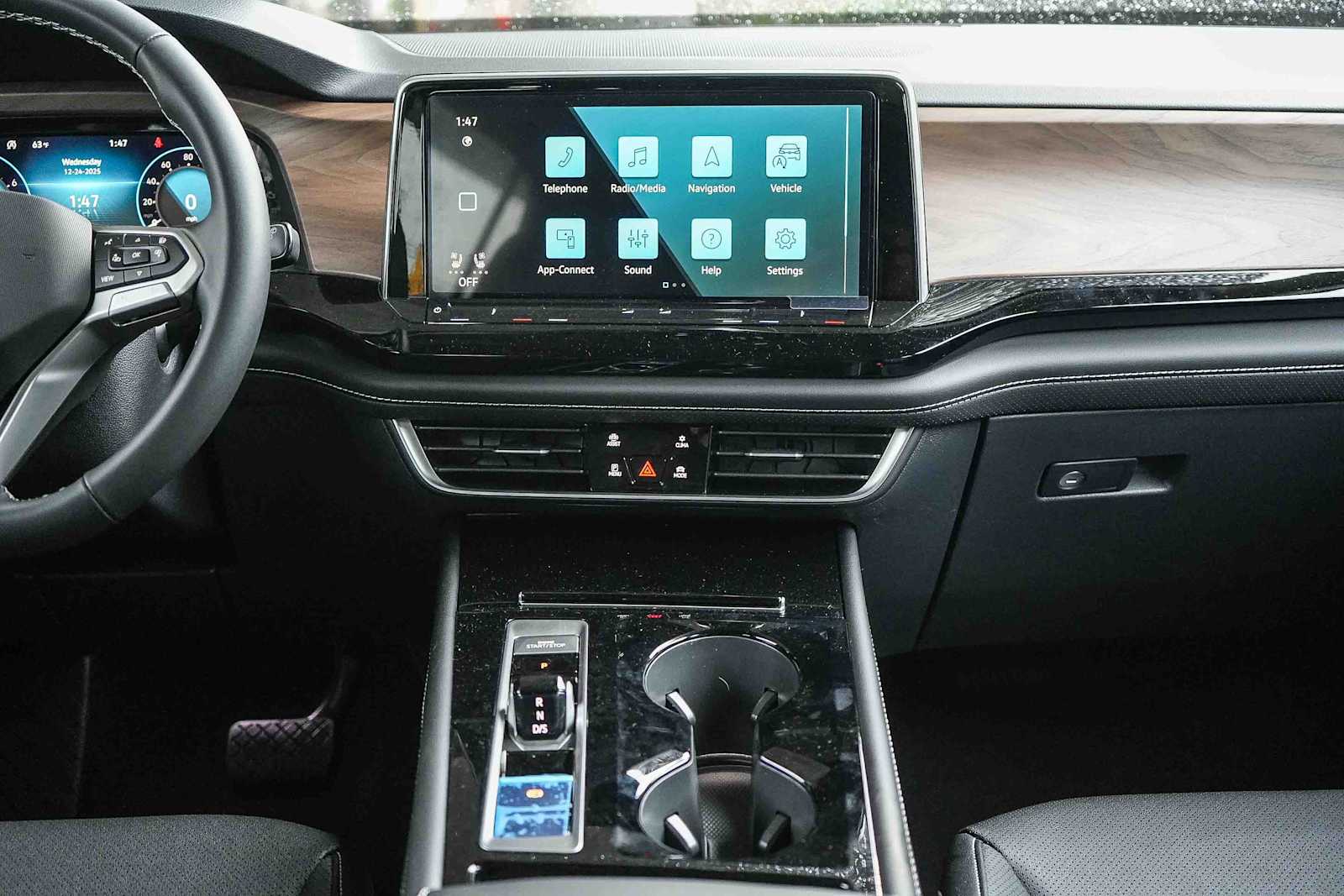 Thumbnail: 2026 Volkswagen Atlas - 14