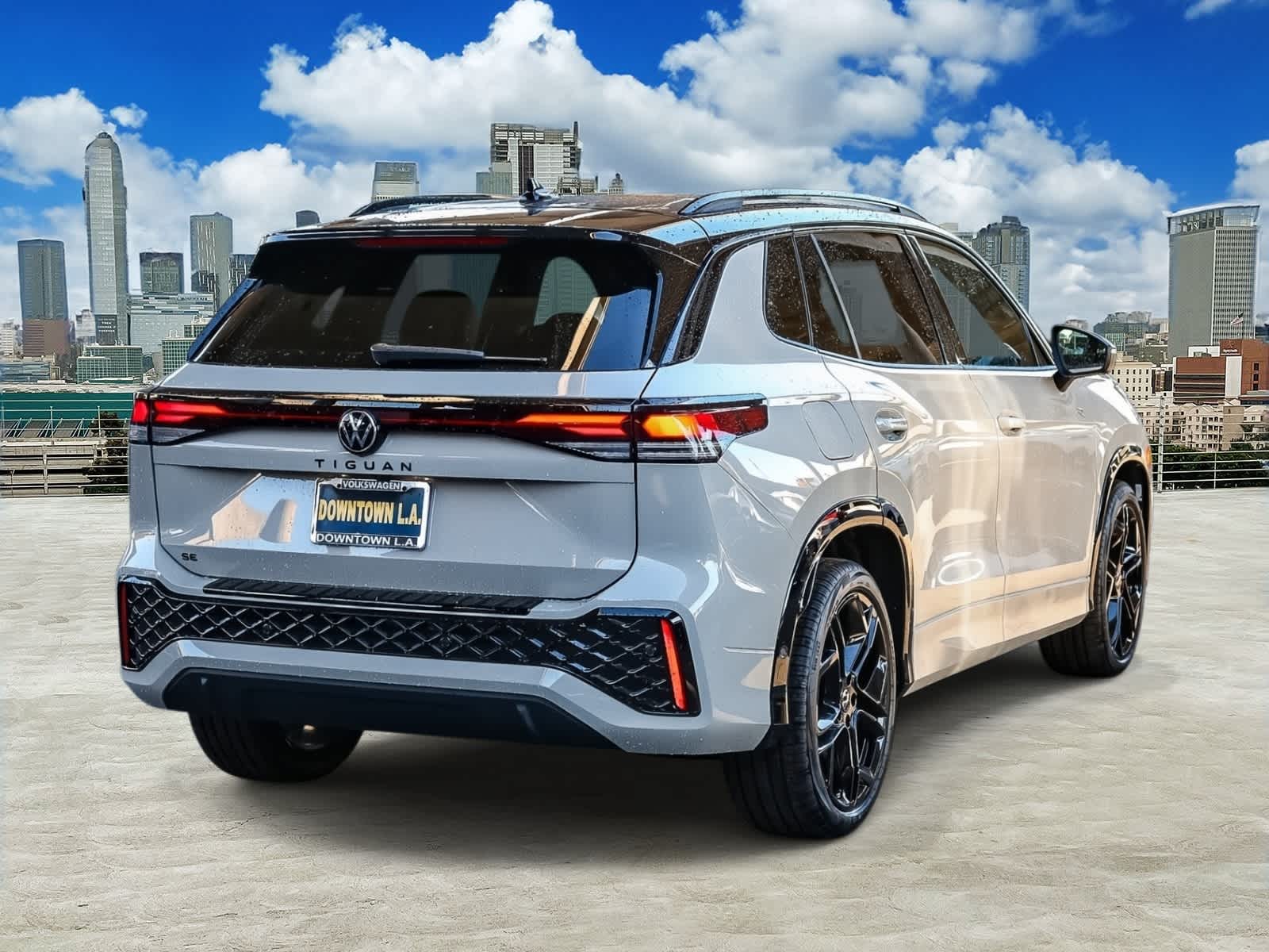Thumbnail: 2026 Volkswagen Tiguan - 6