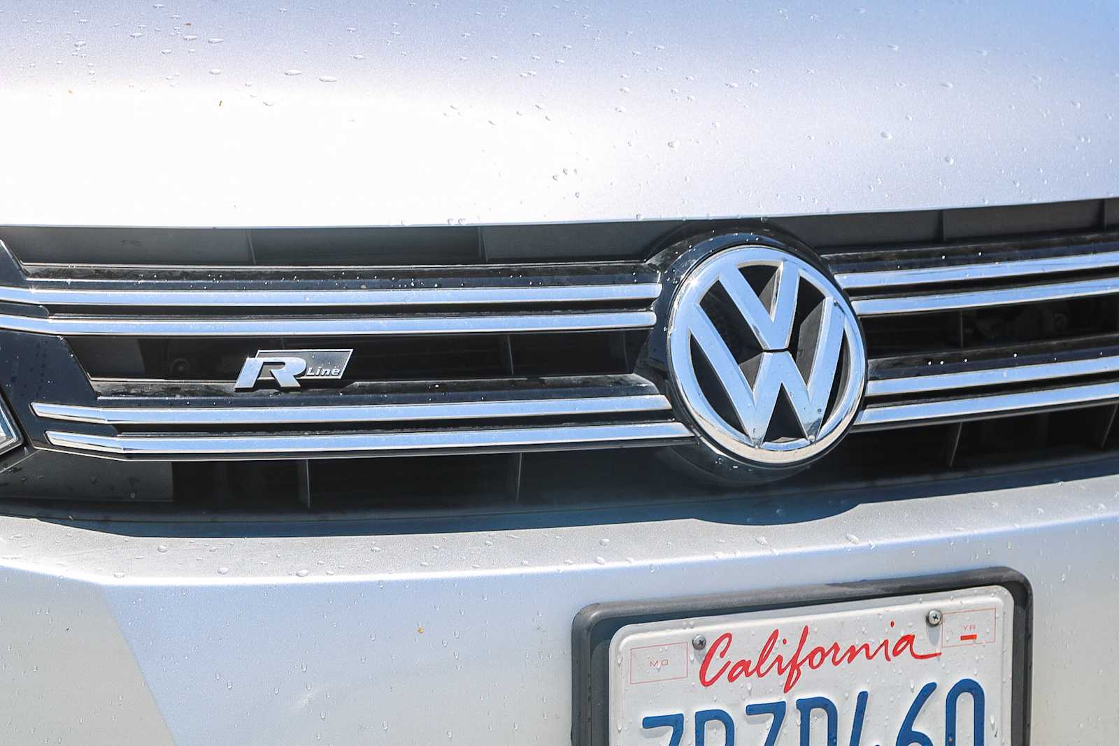 Thumbnail: 2016 Volkswagen Tiguan - 5