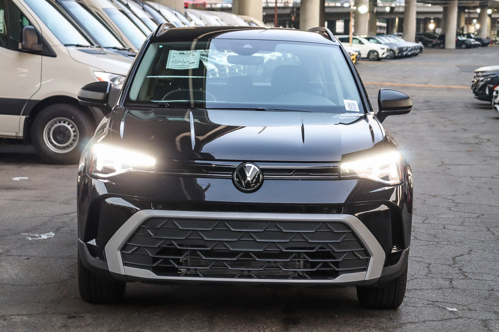 Thumbnail: 2026 Volkswagen Taos - 2