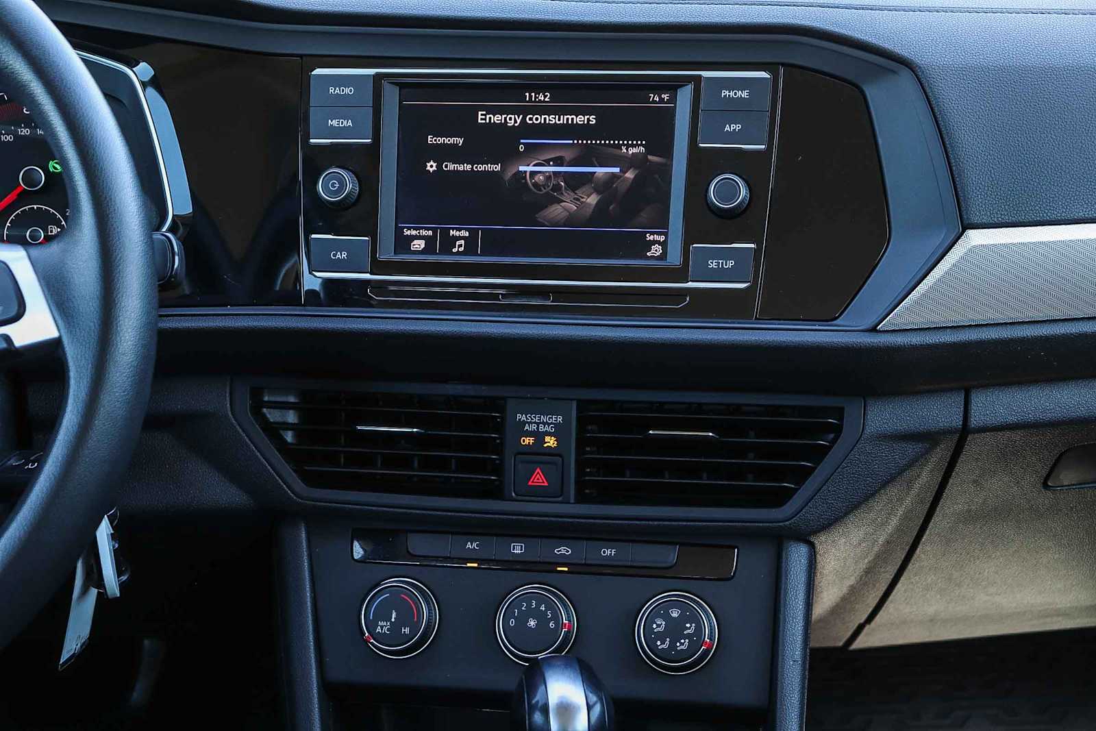 Thumbnail: 2019 Volkswagen Jetta - 13