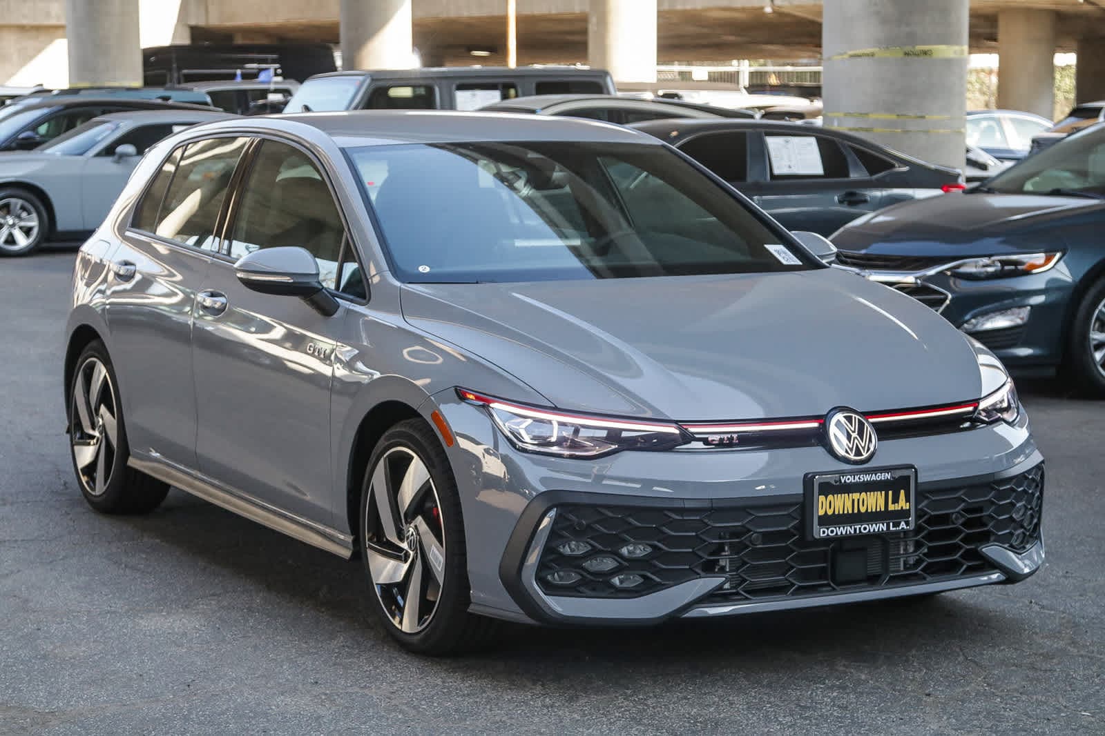 Thumbnail: 2025 Volkswagen Golf - 3