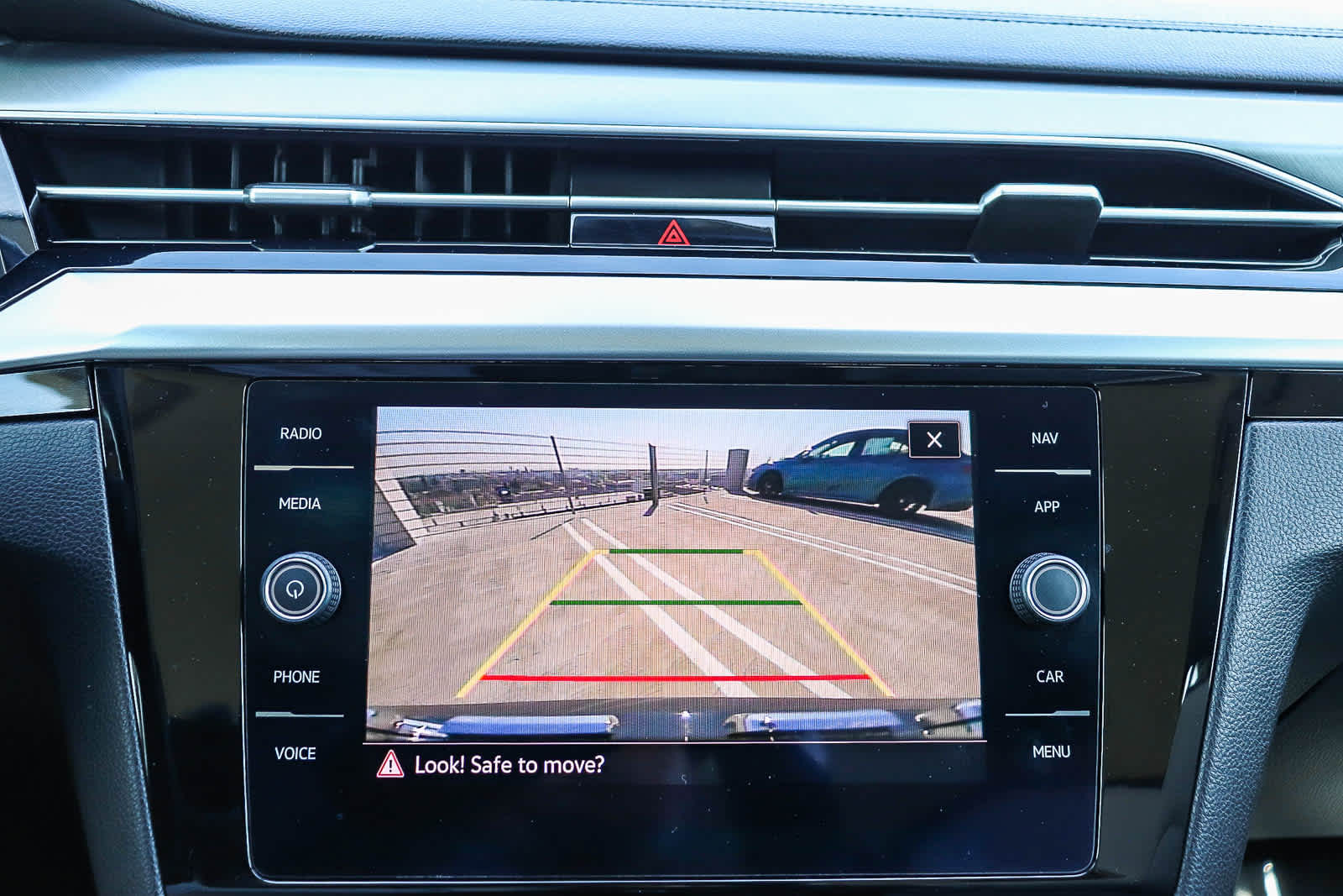 Thumbnail: 2021 Volkswagen Arteon - 24