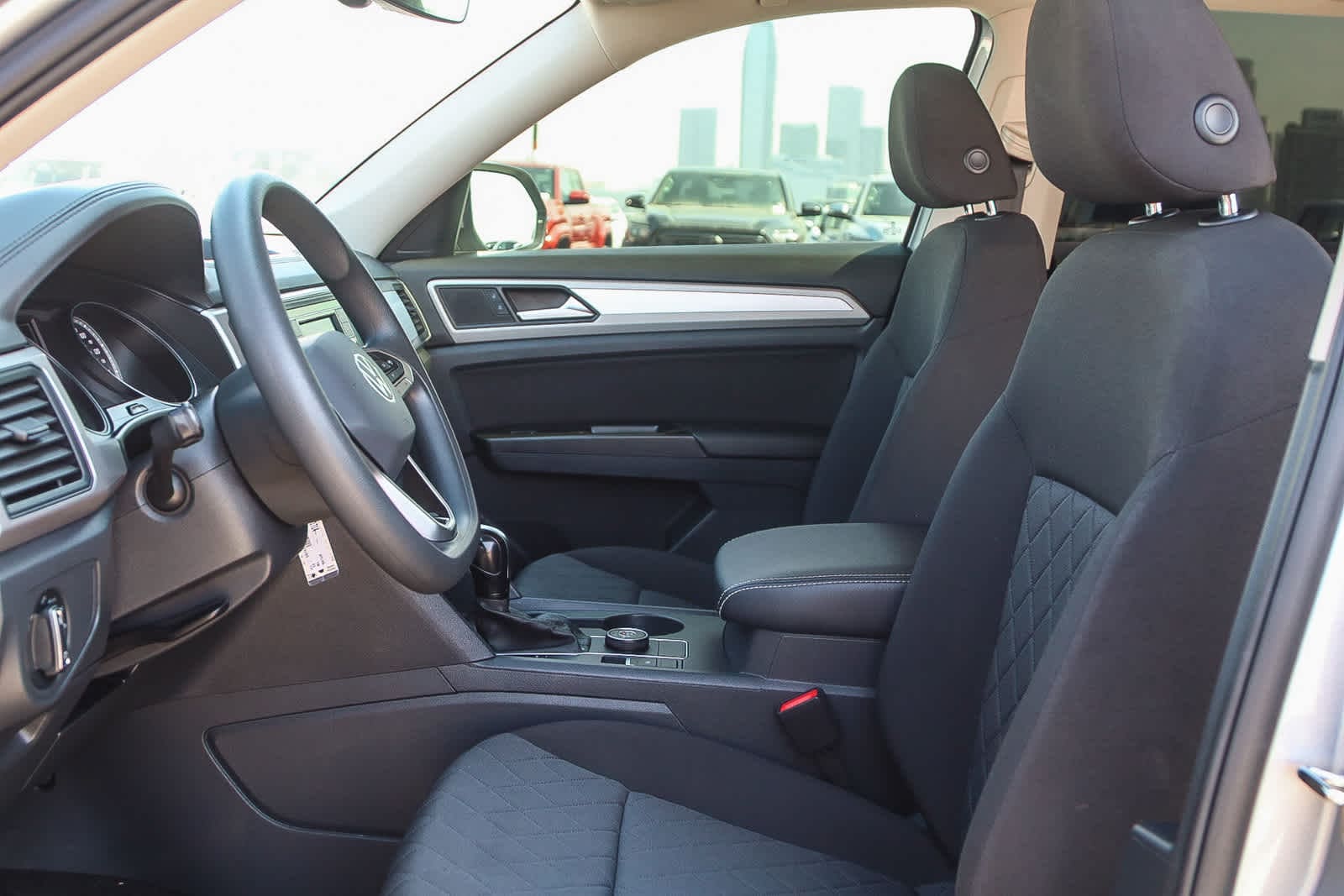 Thumbnail: 2021 Volkswagen Atlas - 17