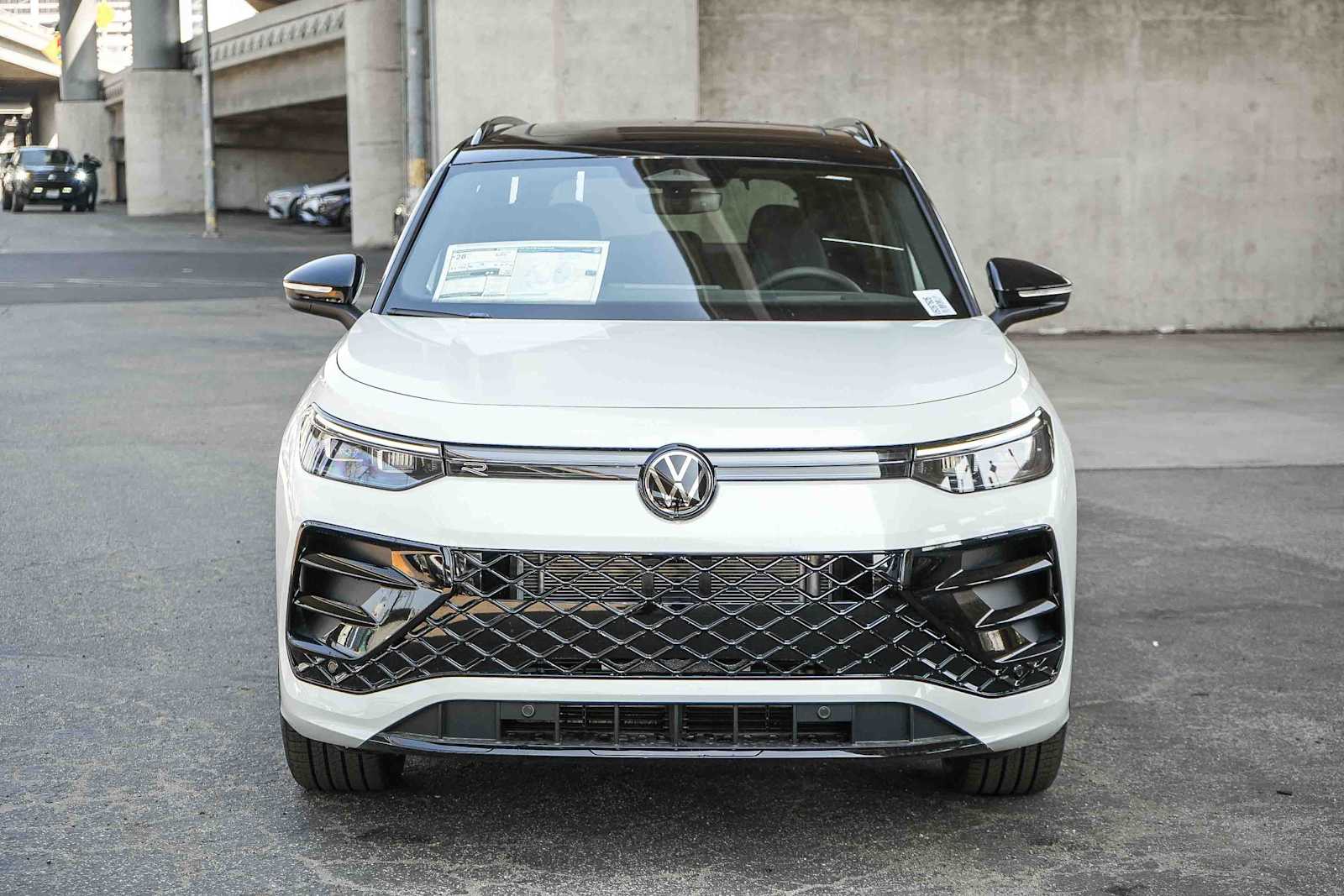 Thumbnail: 2026 Volkswagen Tiguan - 2