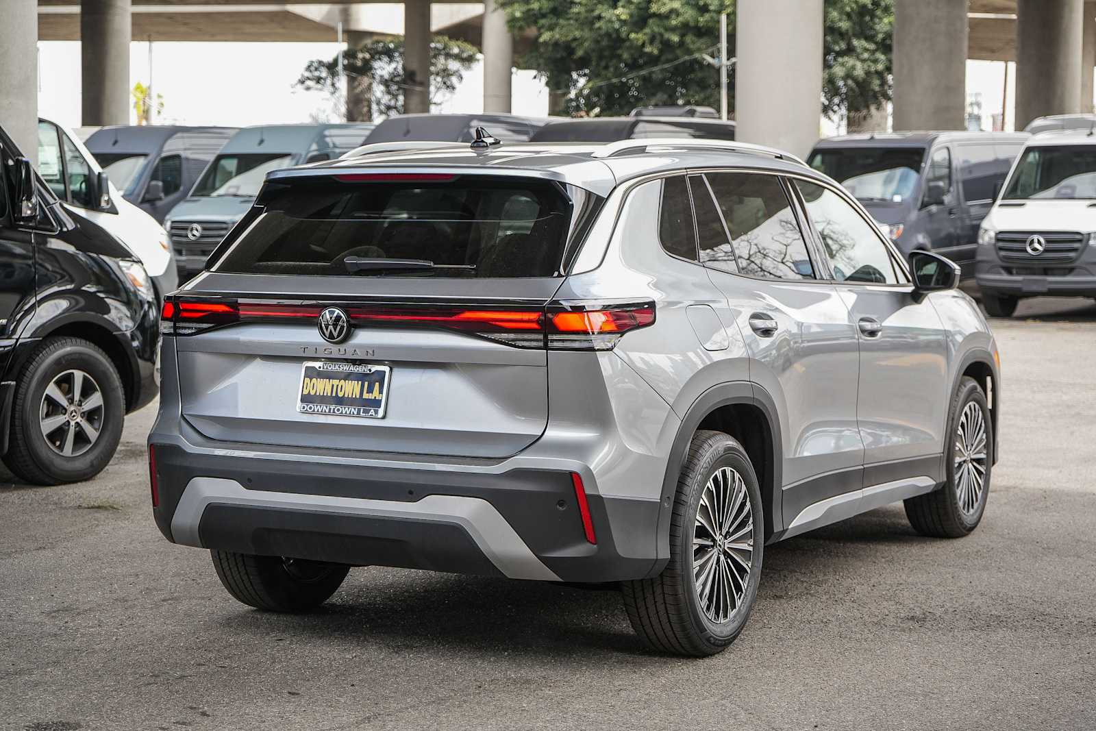 Thumbnail: 2026 Volkswagen Tiguan - 6