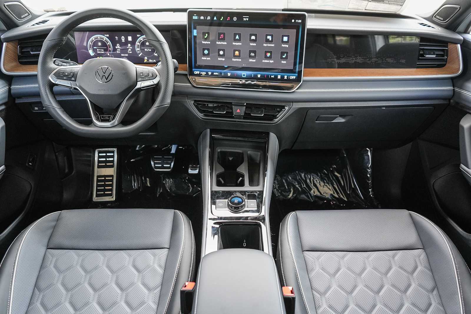 Thumbnail: 2026 Volkswagen Tiguan - 14