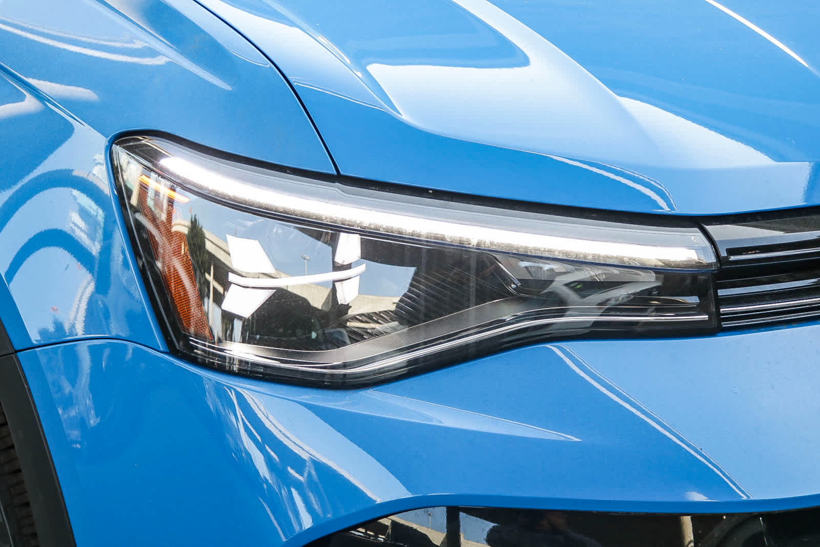 Thumbnail: 2025 Volkswagen Taos - 4