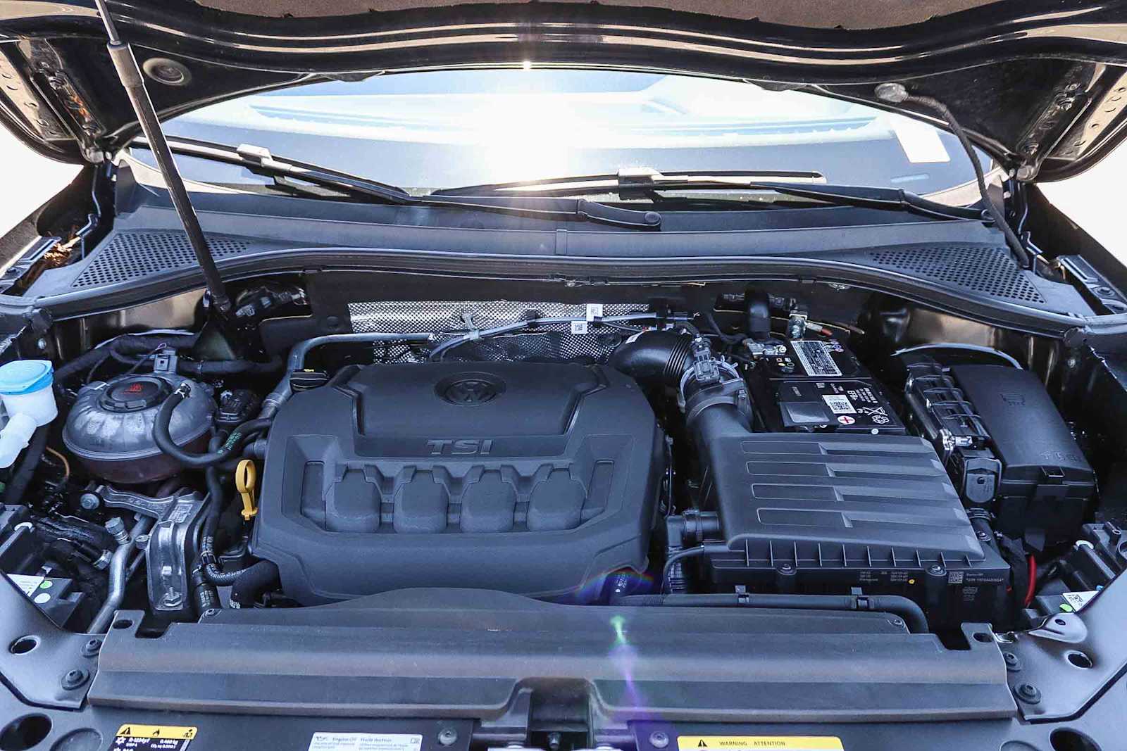 Thumbnail: 2023 Volkswagen Tiguan - 29