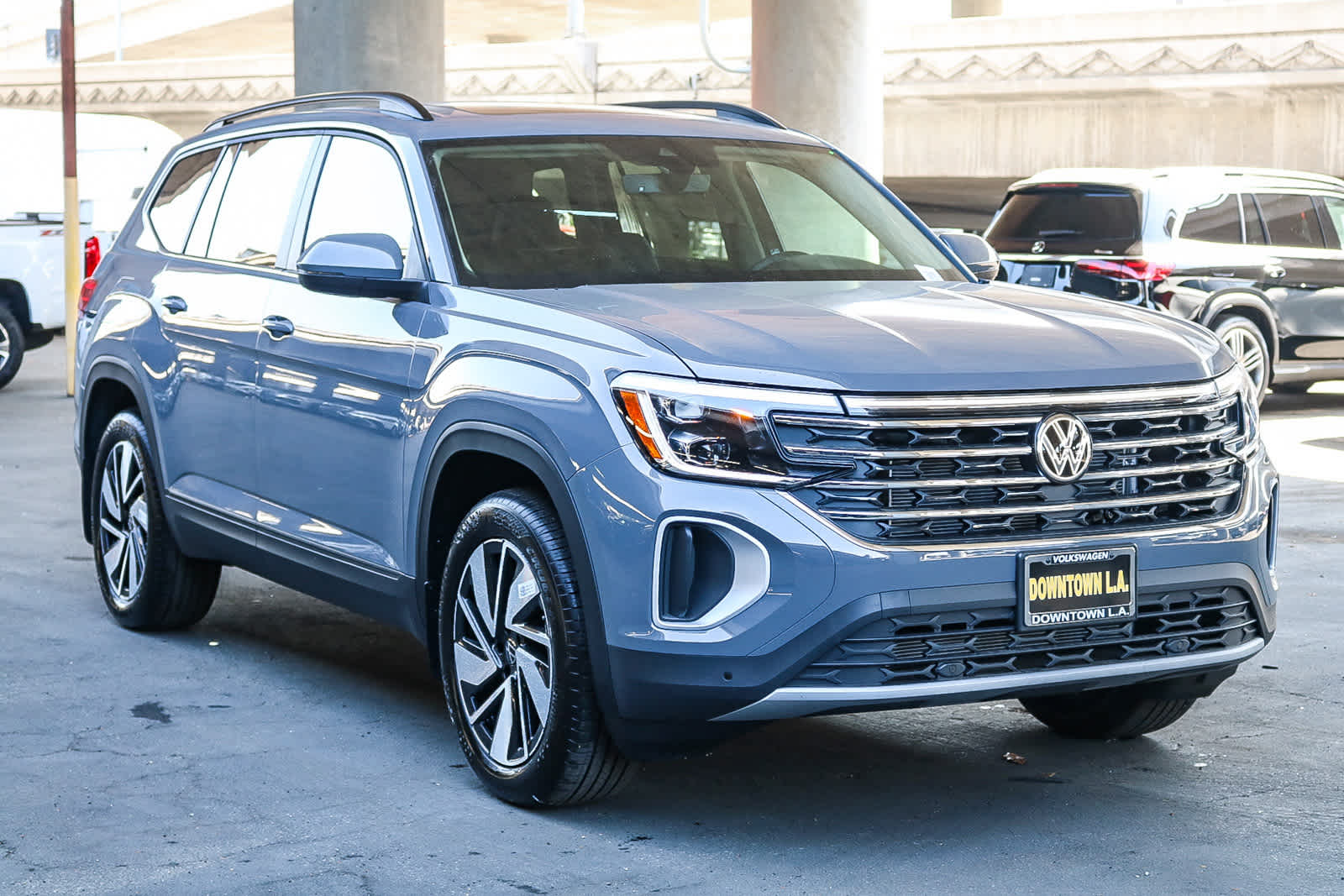 2026 Volkswagen Atlas SE Technology photo 3