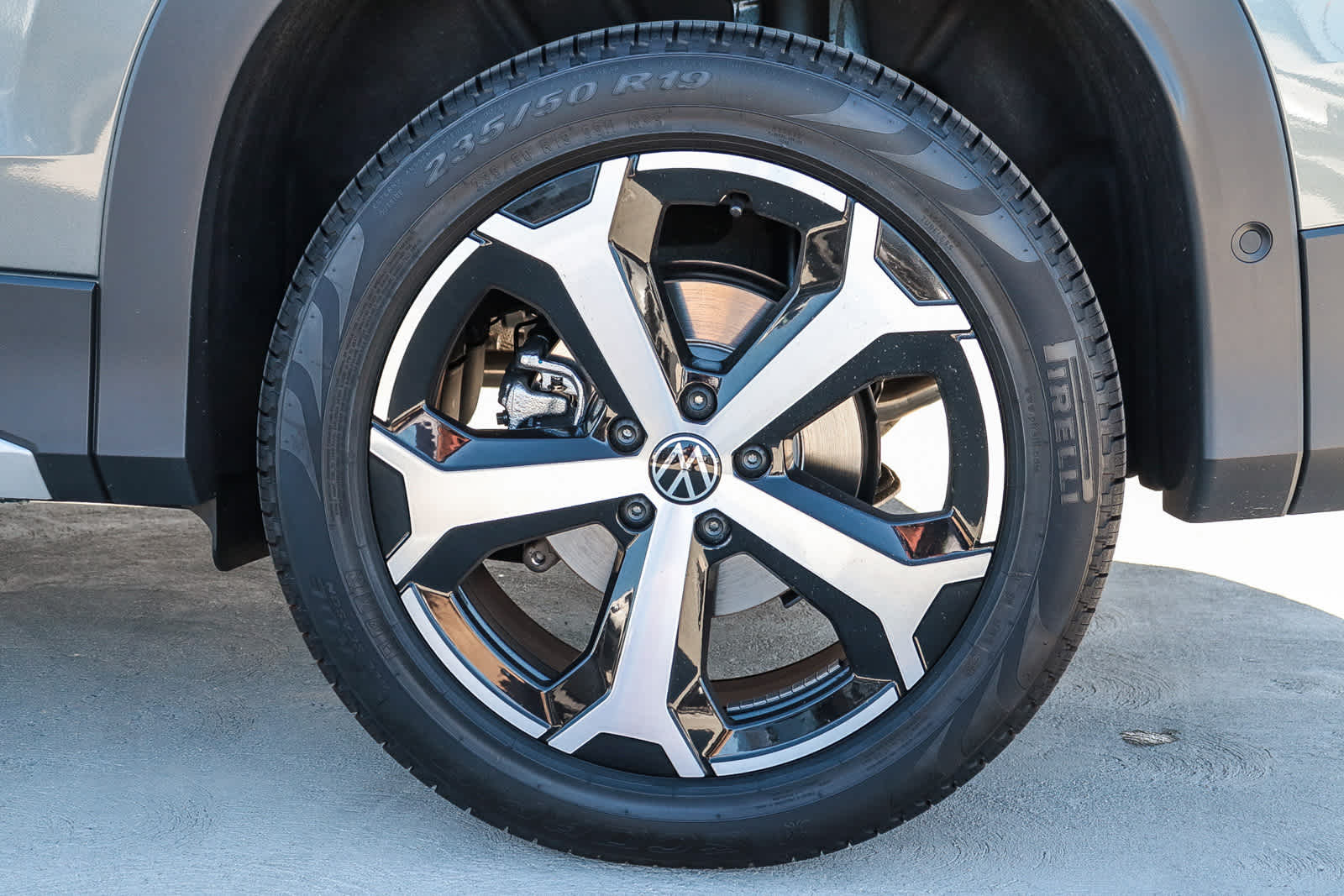 Thumbnail: 2025 Volkswagen Tiguan - 10