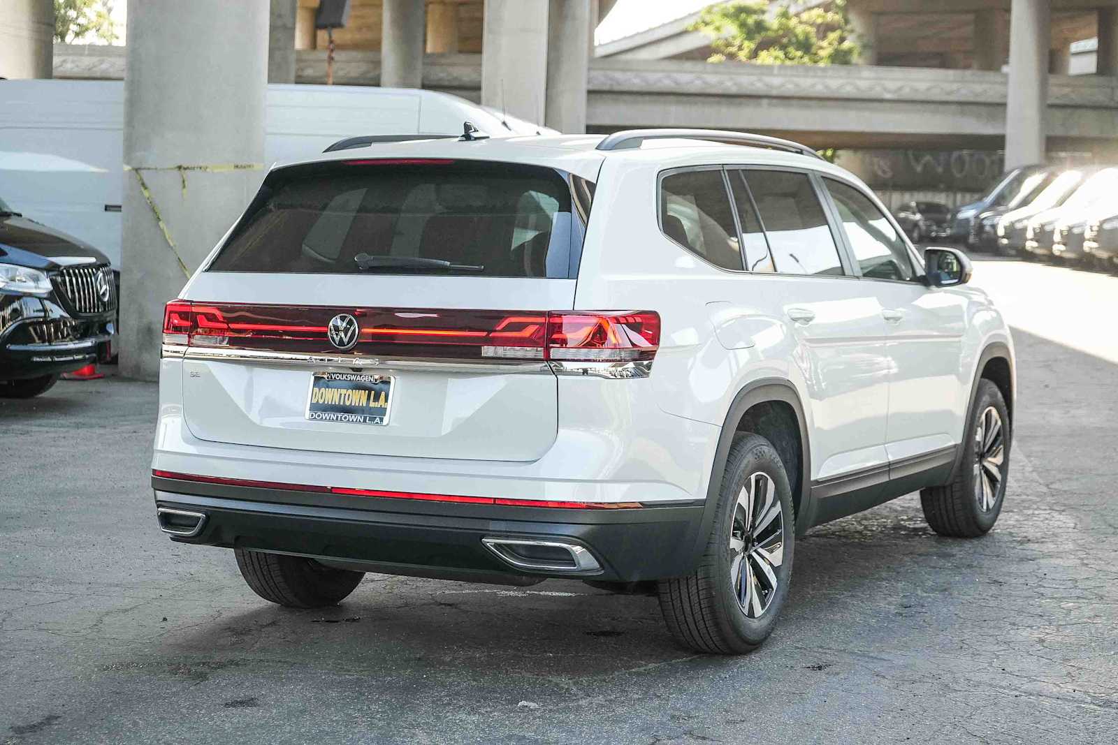 Thumbnail: 2026 Volkswagen Atlas - 6