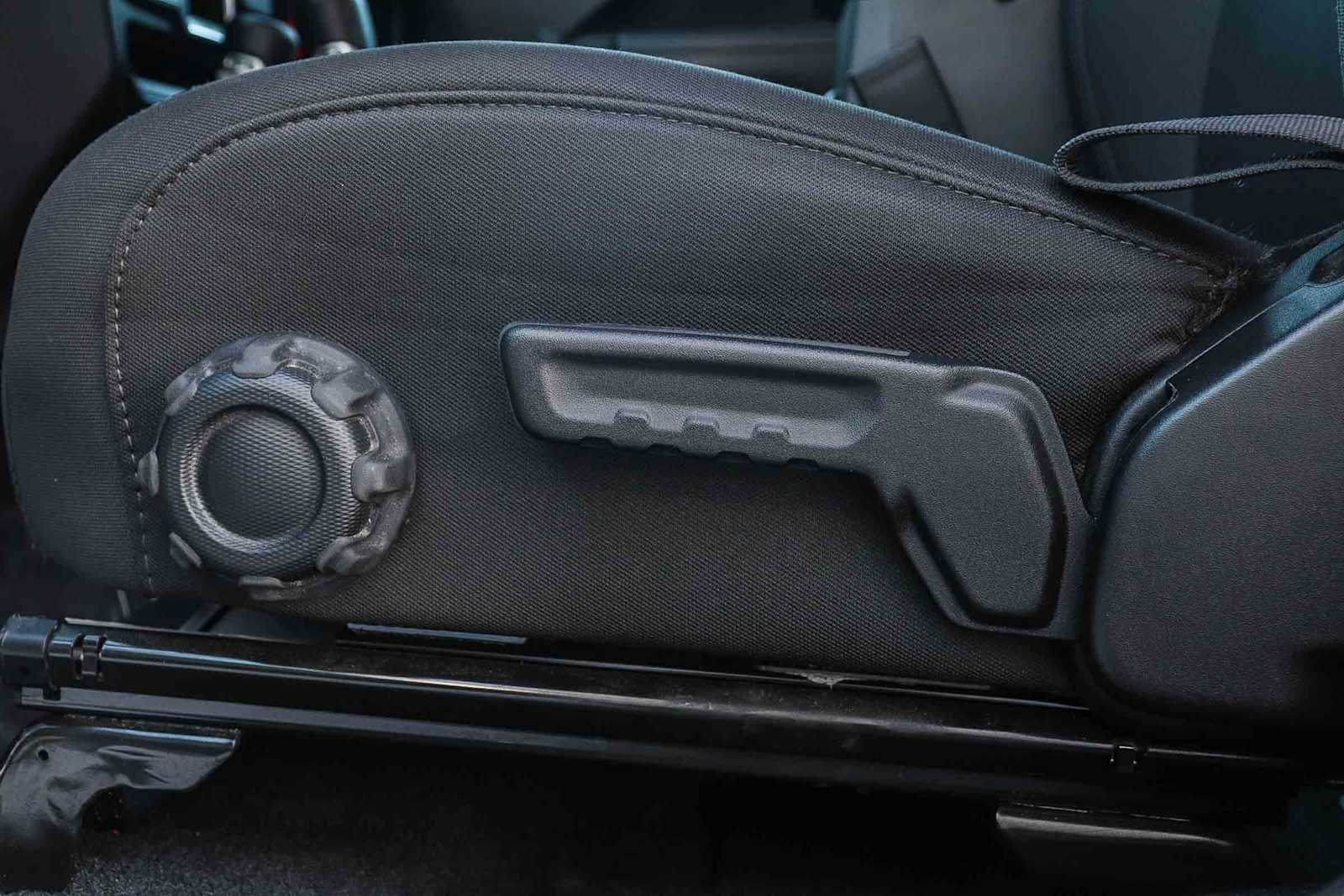 Thumbnail: 2022 Jeep Wrangler - 20