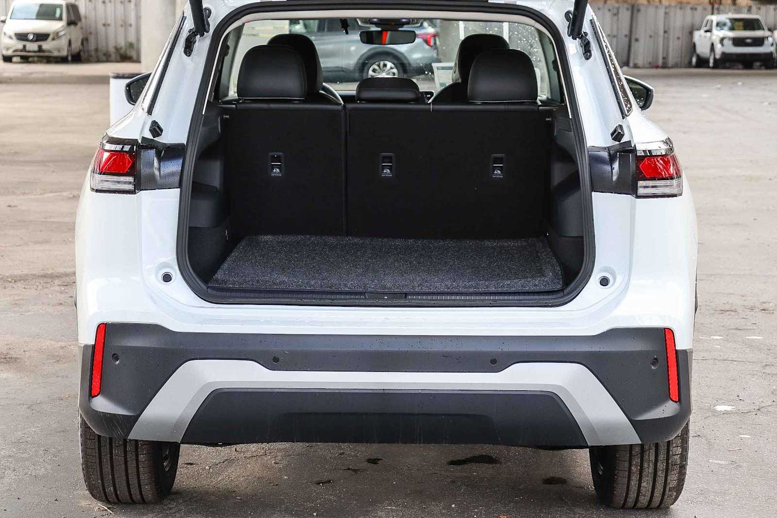 Thumbnail: 2026 Volkswagen Tiguan - 12