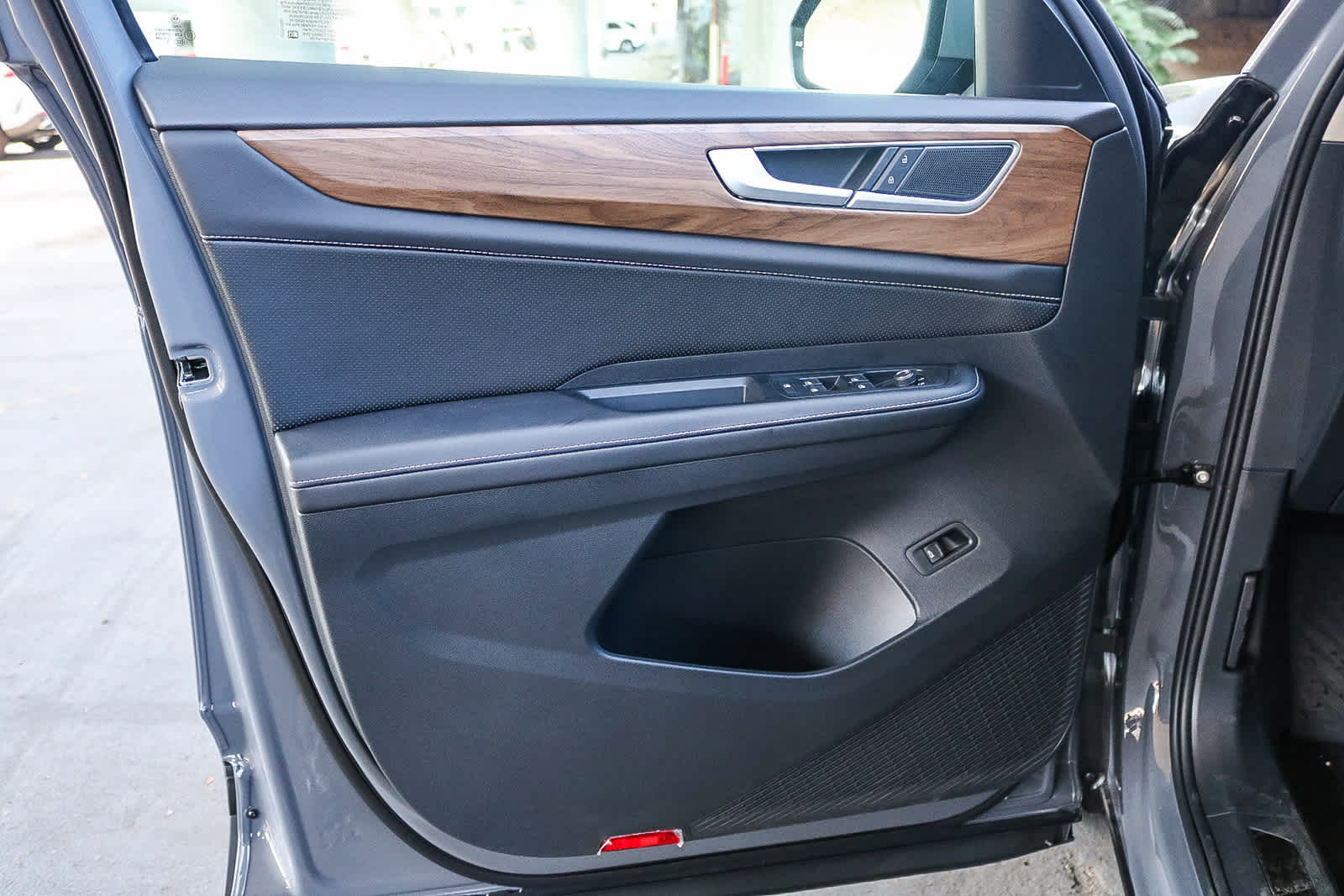 Thumbnail: 2026 Volkswagen Atlas - 26